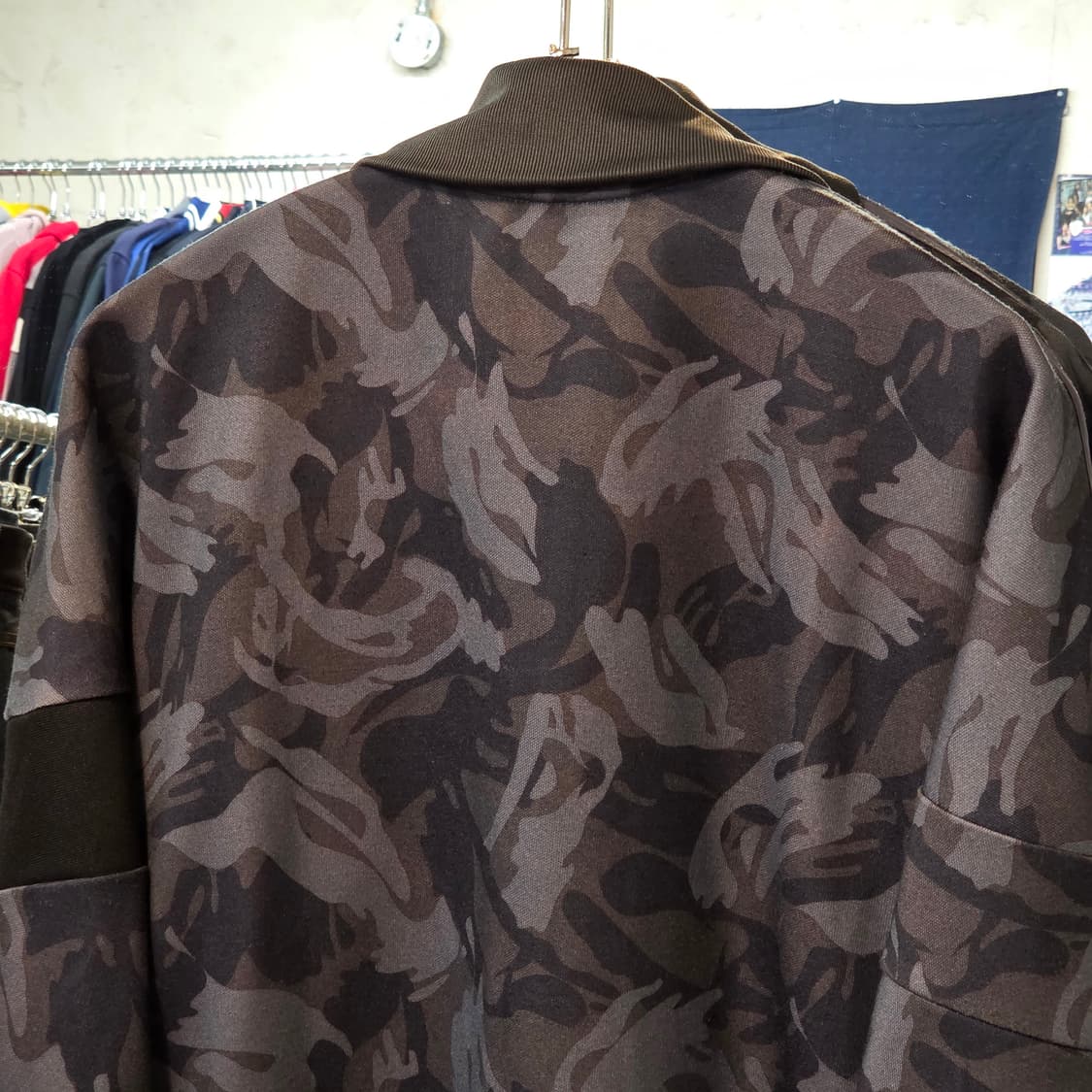 아디다스 X WHAK 콜라보 카모 져지 트랙탑 상품이미지7