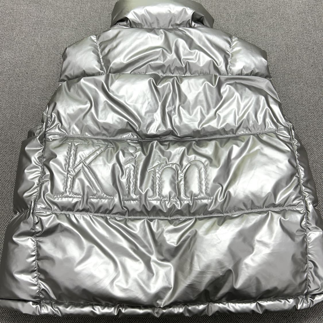 마뗑킴 실버 덕다운 패딩조끼(L) 상품이미지5
