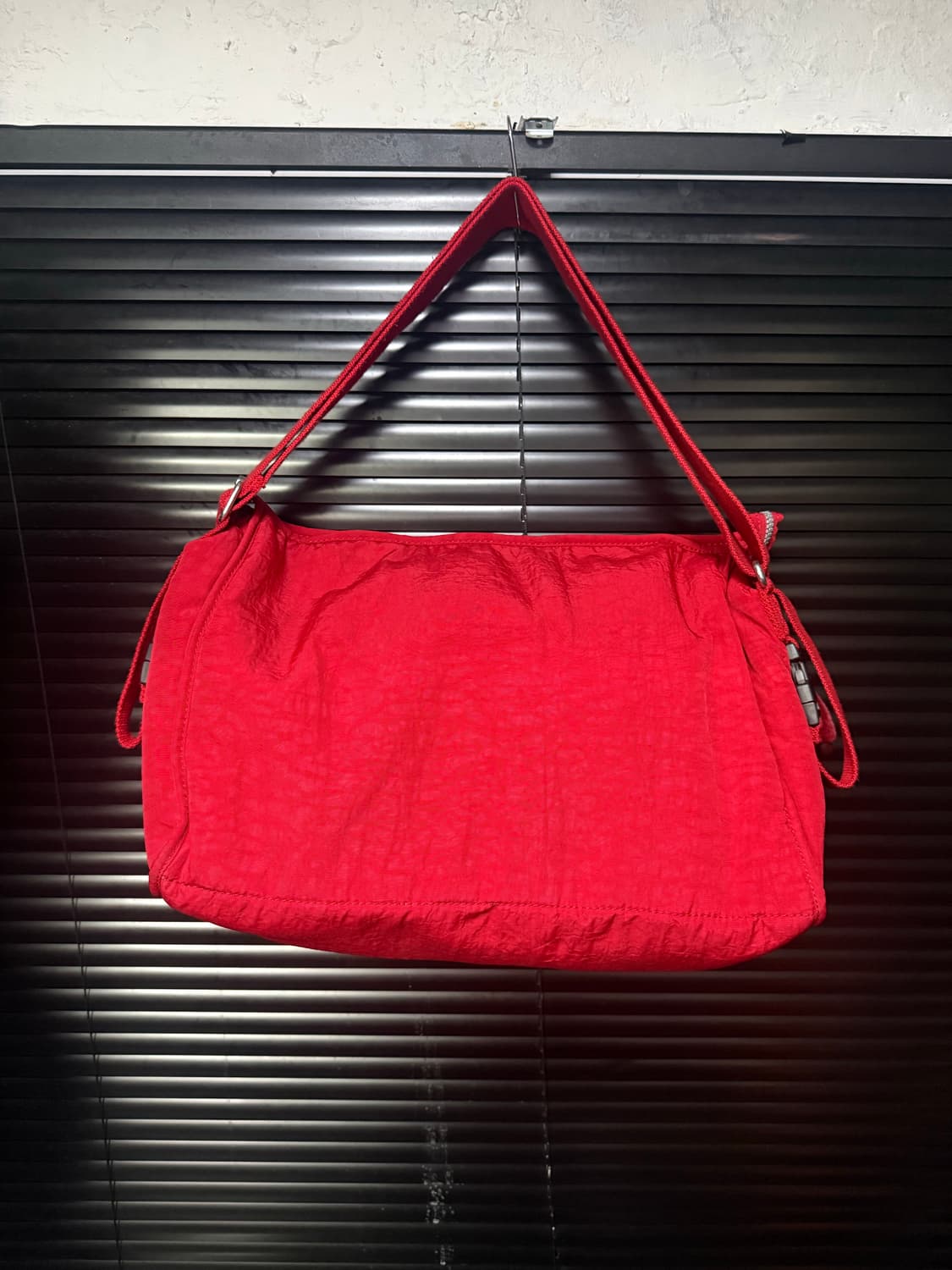 키플링 레드 빨강 빅 크로스백 토드백 숄더백 큰 가방 고릴라 키링 인형 상품이미지7