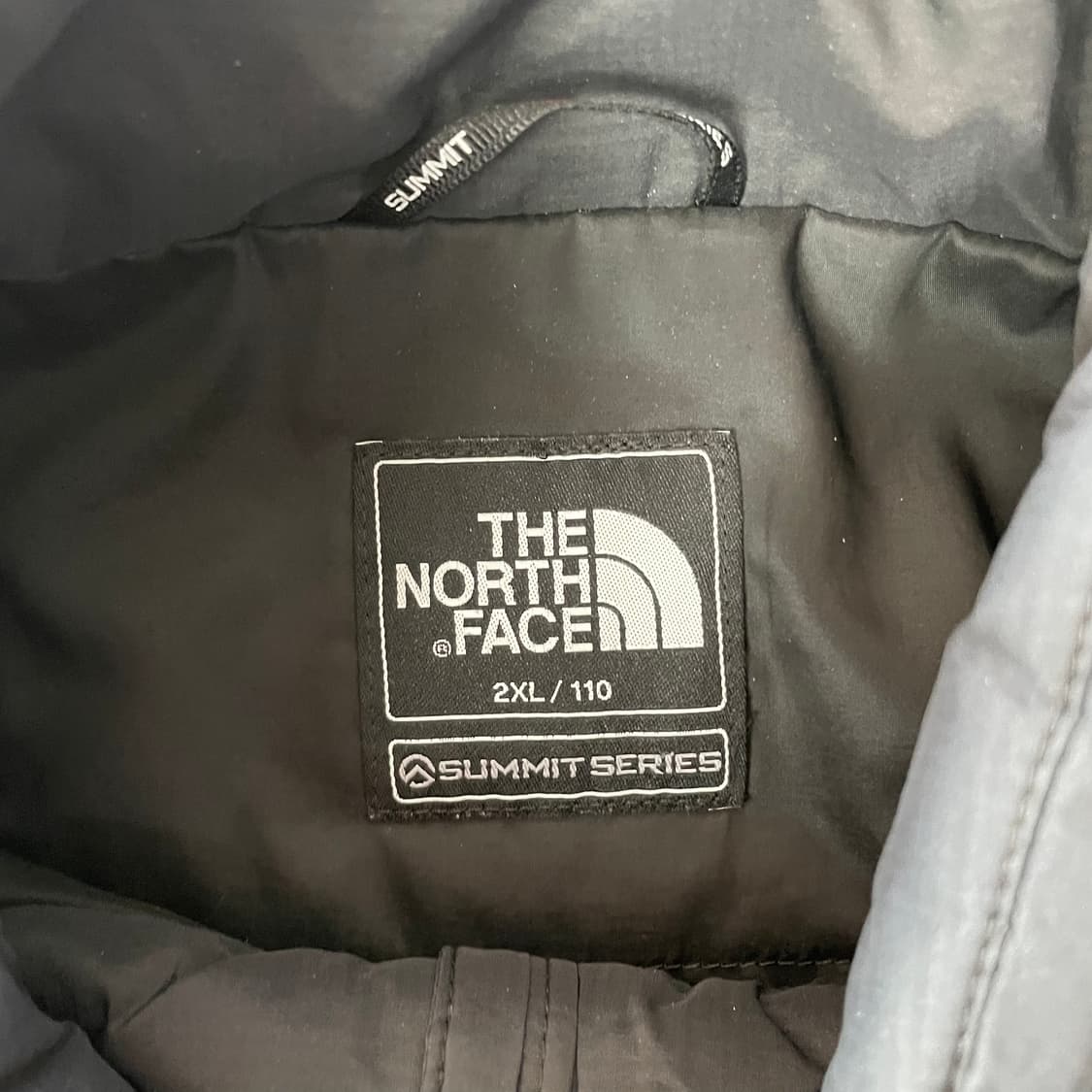 노스페이스 바람막이 블랙 상품이미지4