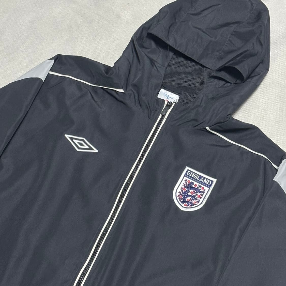 🫶🏻 엄브로 잉글랜드 국가대표 블랙 바람막이 🫶🏻 상품이미지2