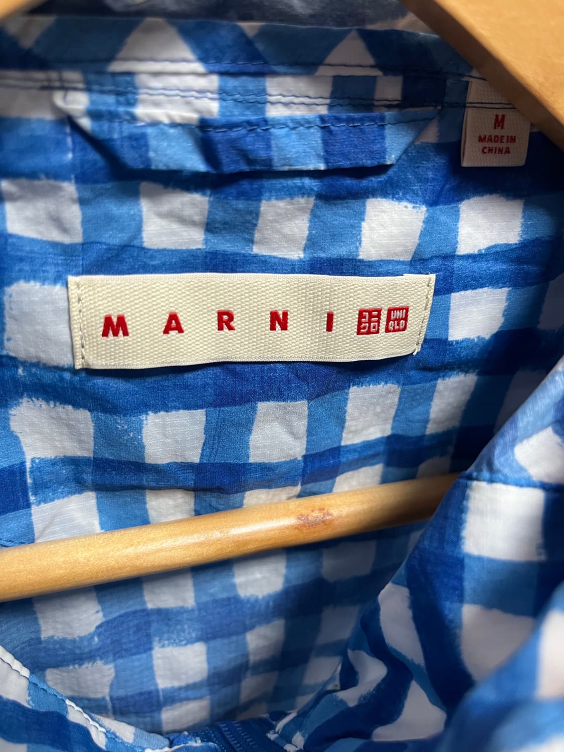 유니클로 마르니 바람막이 자켓 상품이미지3