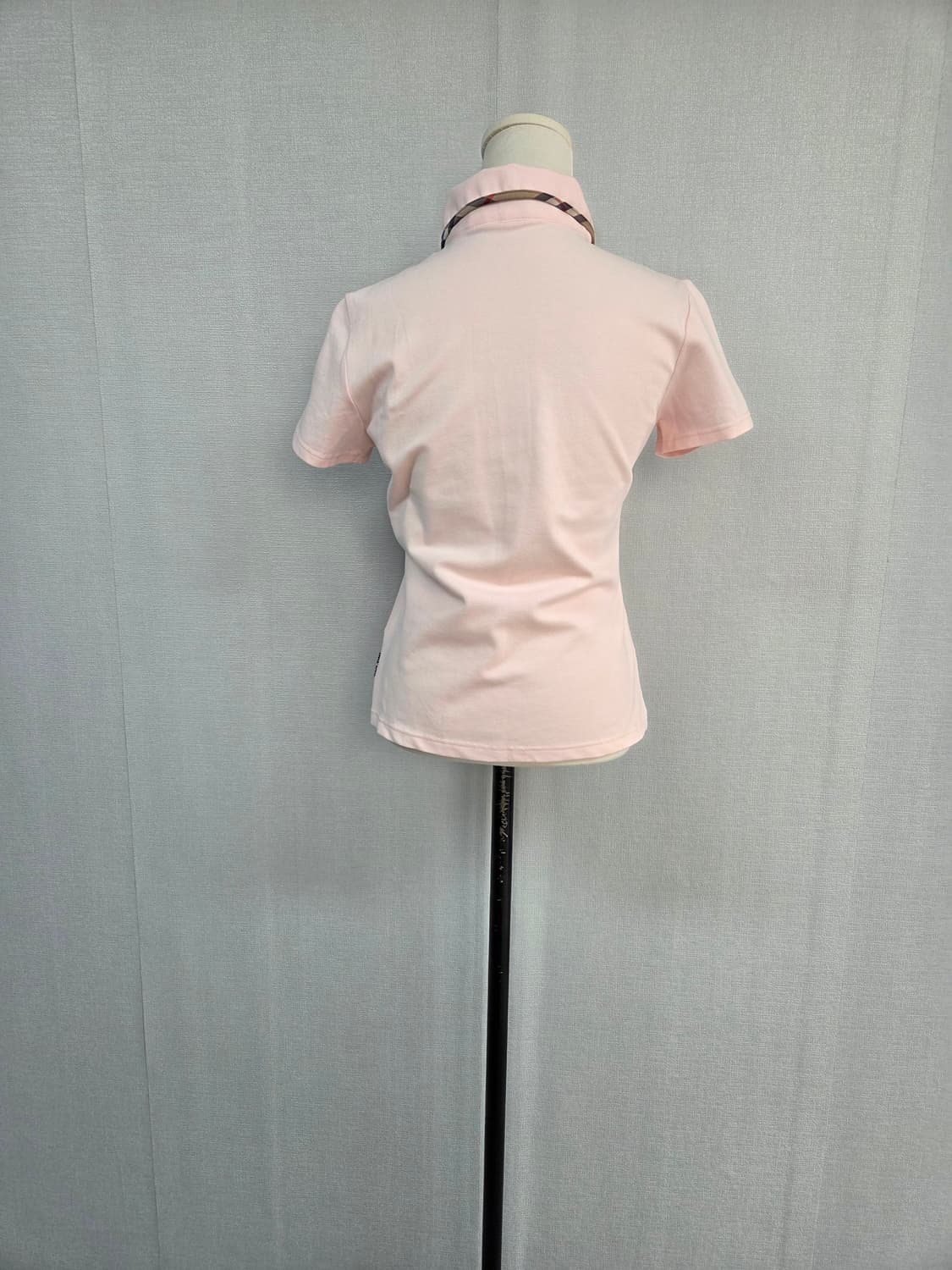 버버리 여성 연핑크반팔티  상품이미지3