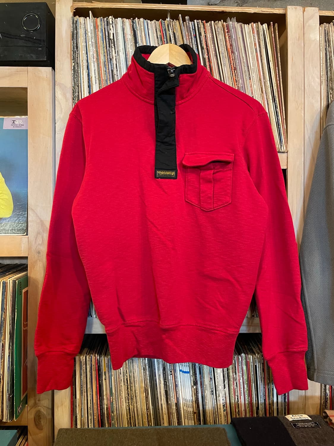 폴로 랄프로렌 루즈핏 레드 스냅 하프집 스웻셔츠 상품이미지1