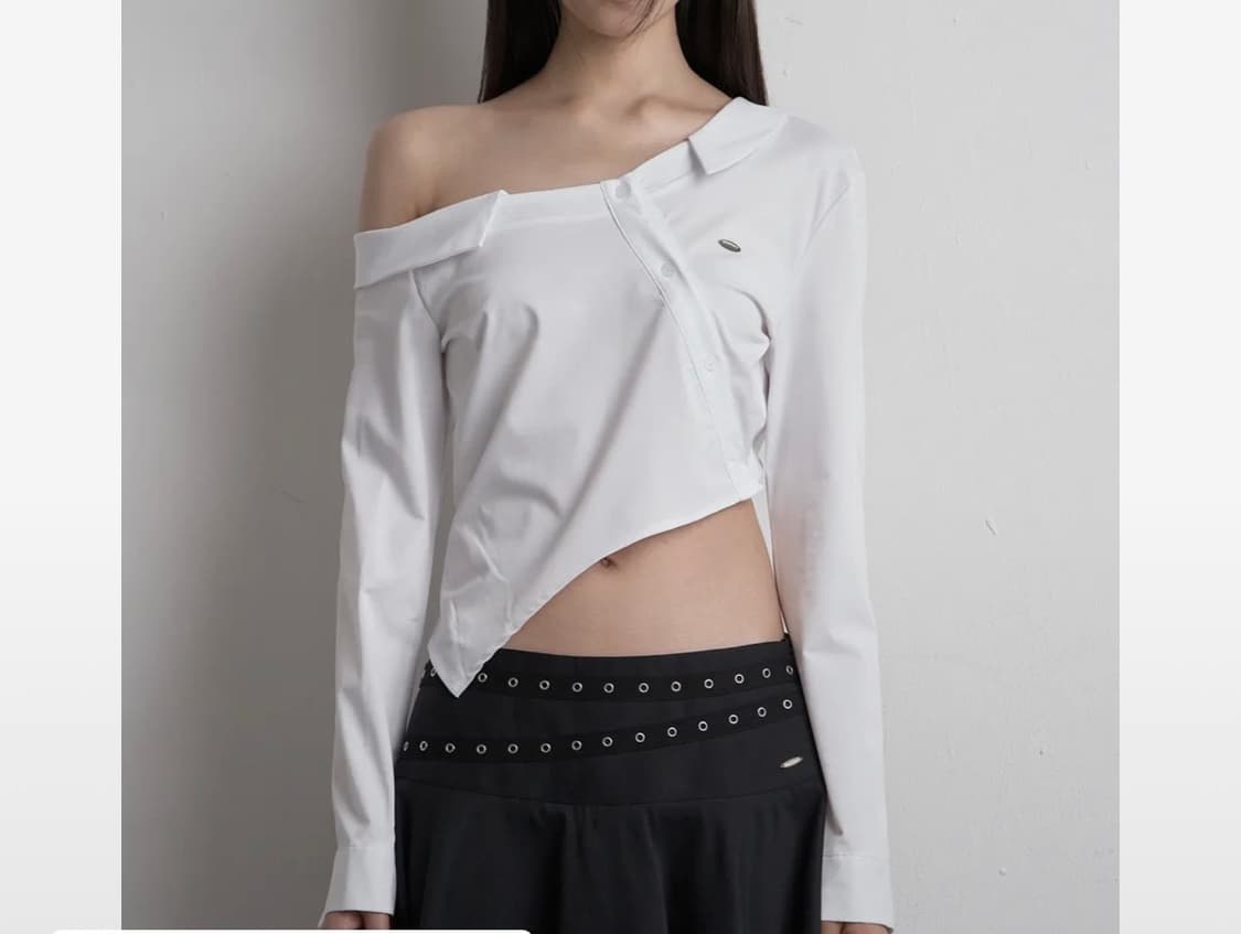 FLOW UNBALANCED CROP SHIRT WHITE 시너진 셔츠 상품이미지1