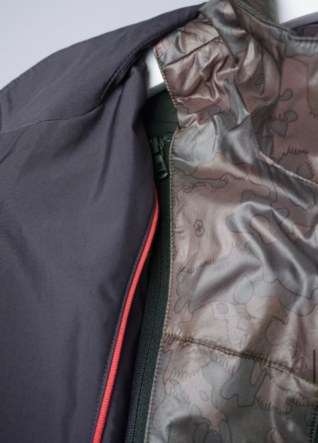 VICTORINOX poly jacket 상품이미지4