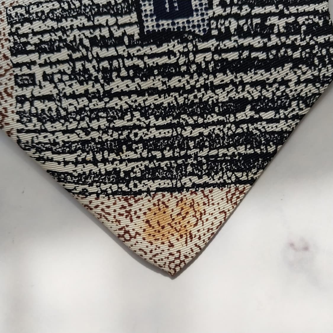 입생로랑 실크 베이지 패턴 넥타이 9.9cm A~B등급 K2376 상품이미지7