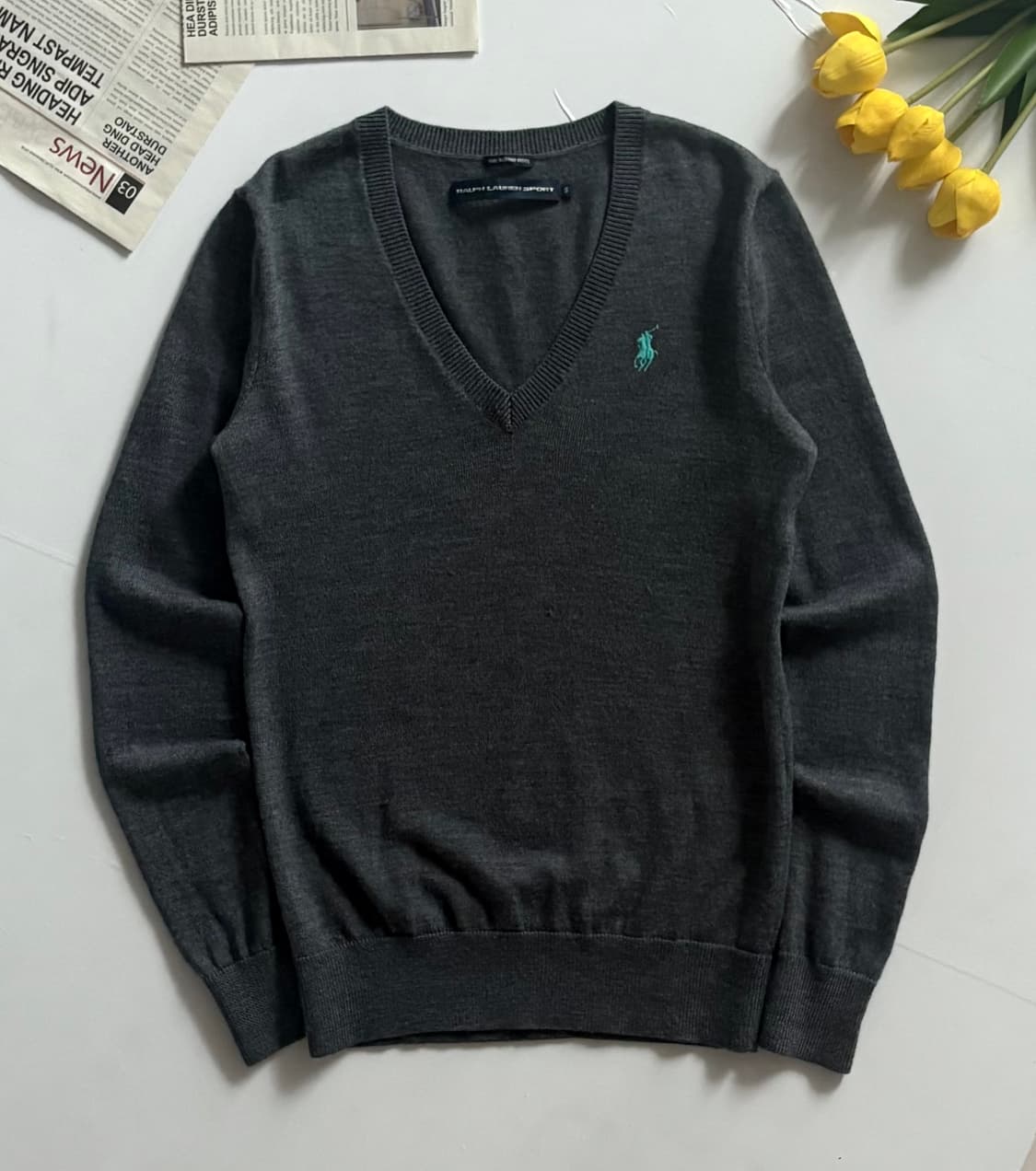 Polo 폴로랄프로렌 그레이 V넥 니트 상품이미지2
