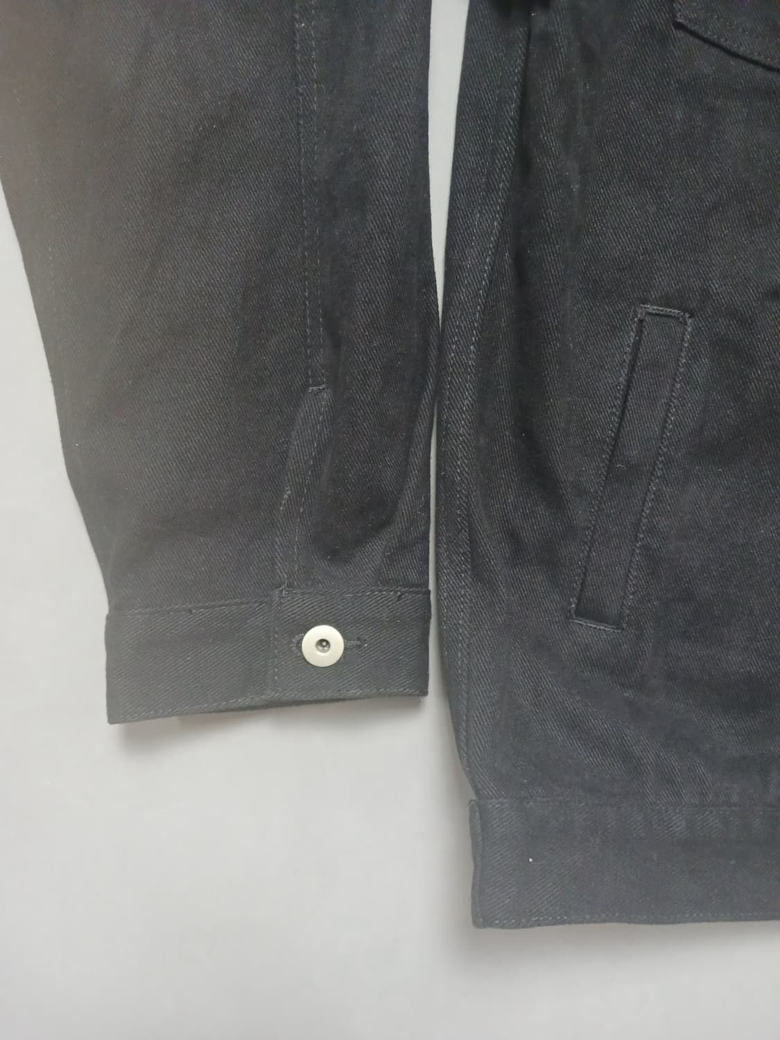 [L] 파르티멘토 트러커 블랙 데님 자켓 상품이미지3