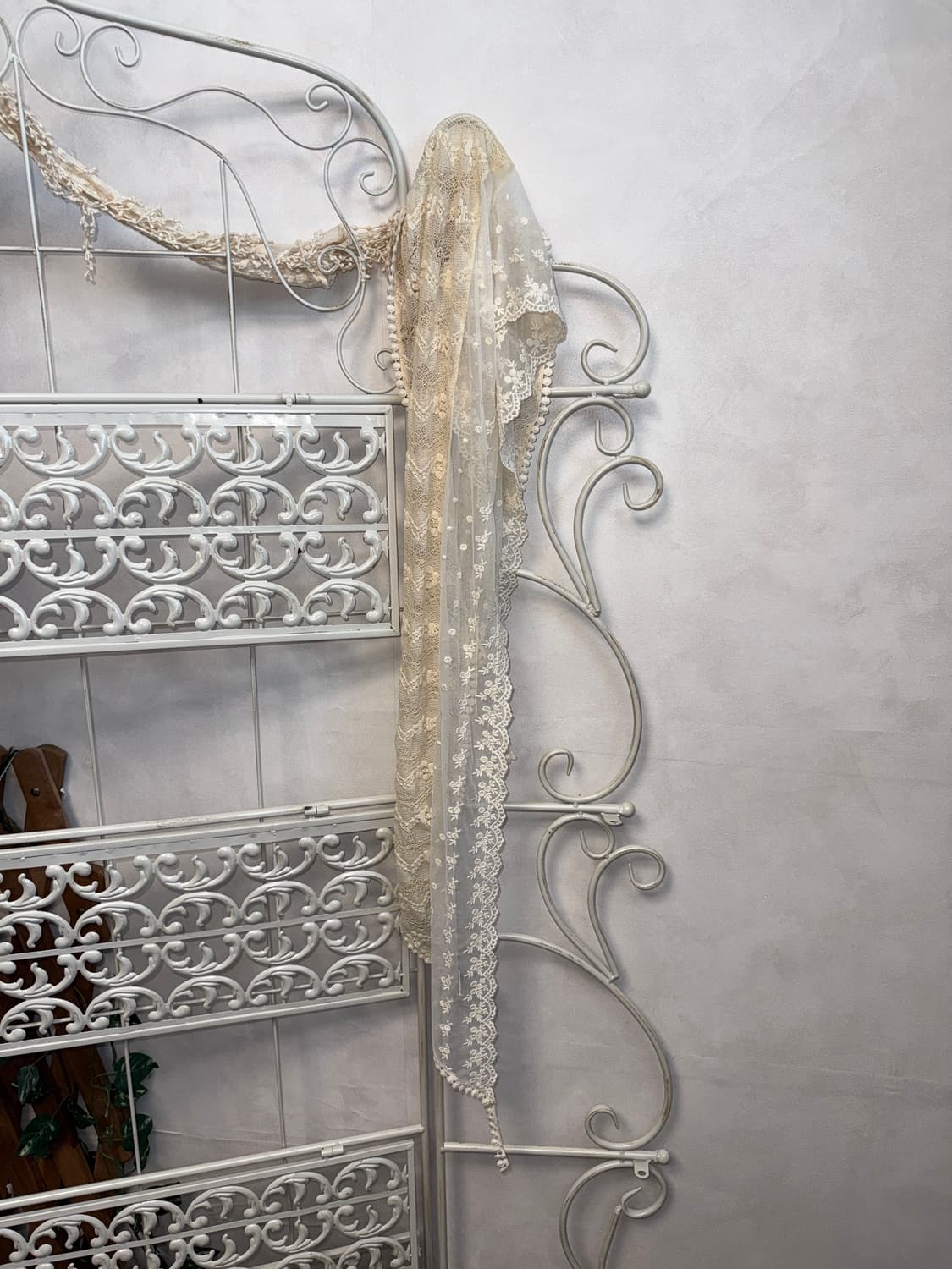 Ivory bohemian floral dot lace scarf 상품이미지3