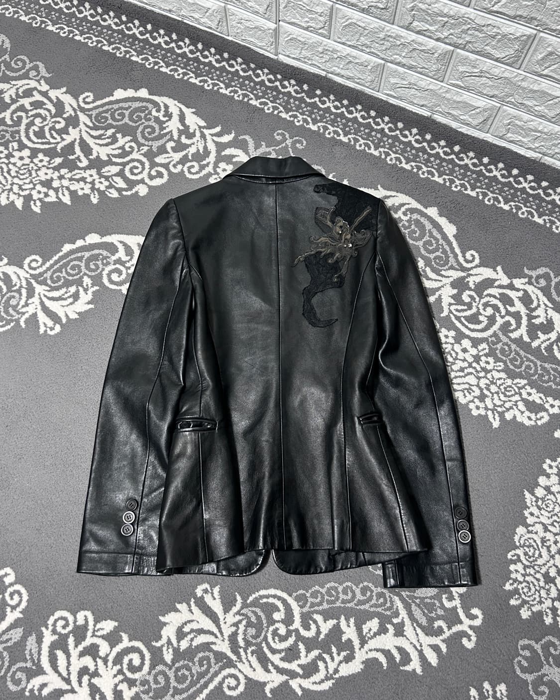 오브제 램스킨 패치워크 자수 블레이저 상품이미지4