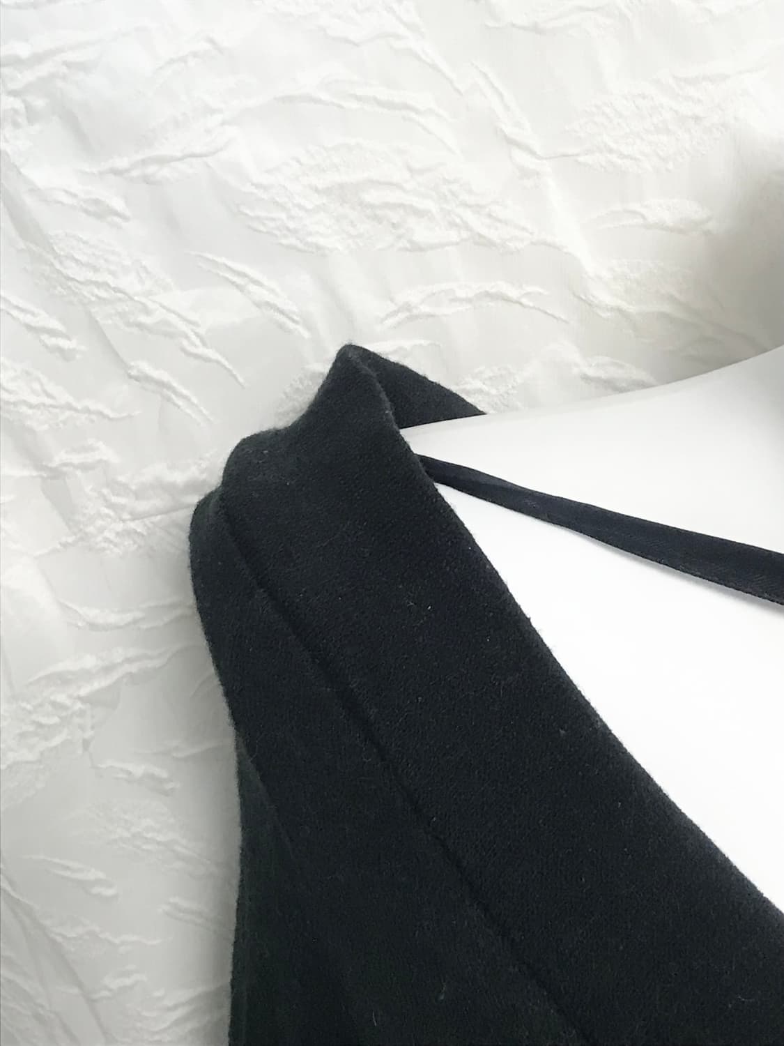 빈티지 갸루 폼폼이 딥 브이넥 니트 상품이미지4