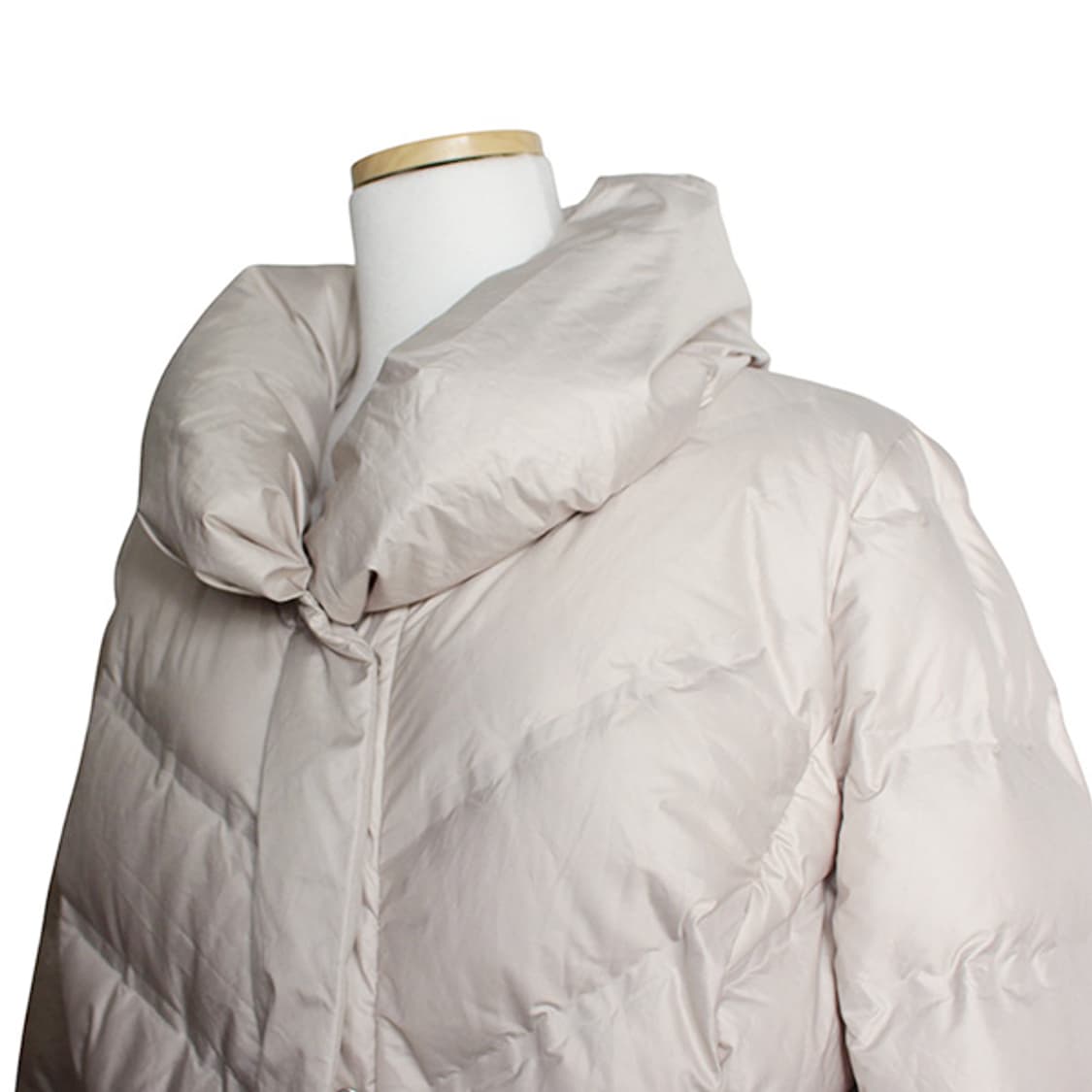 스테이시 크림 폴리 패딩 코트 55
 상품이미지4