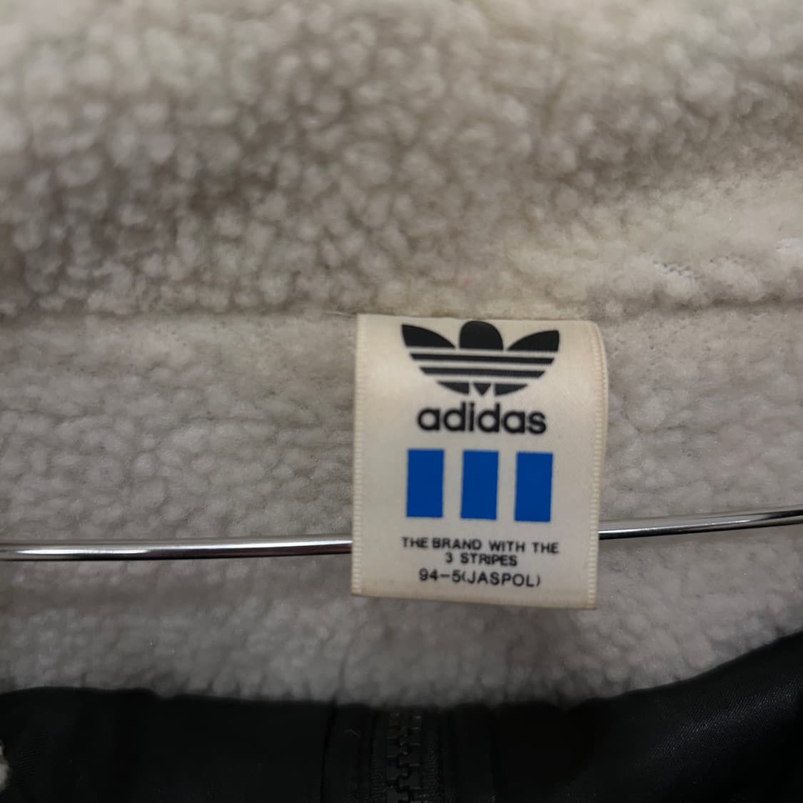 아디다스 올드스쿨 이너후리스 글로시 롱후드 패딩 상품이미지3