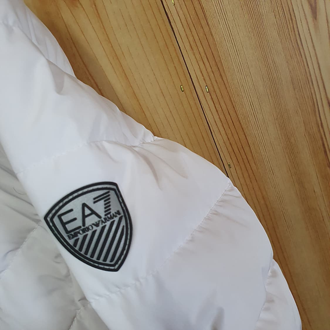 알마니 경량패딩 M 상품이미지3