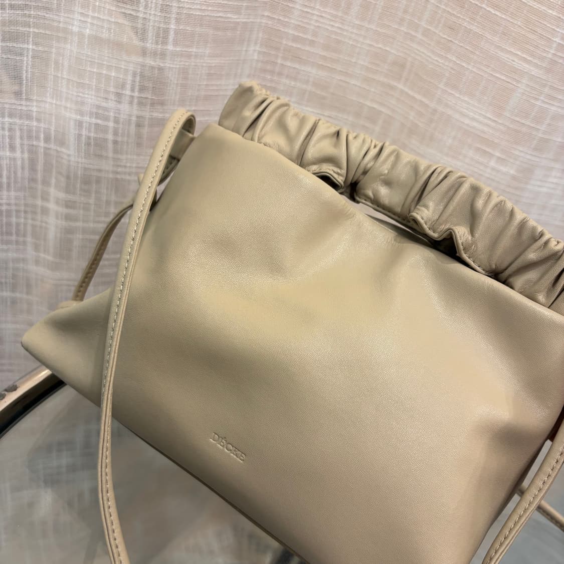 정품 한섬 덱케 플로우백     상품이미지4