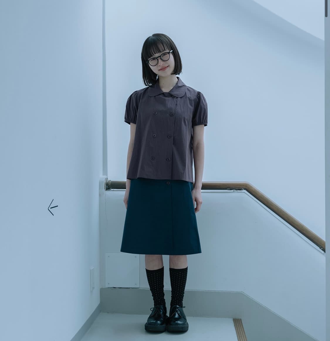 오헤시오 투웨이 버튼 스커트 네이비 컬러 상품이미지1