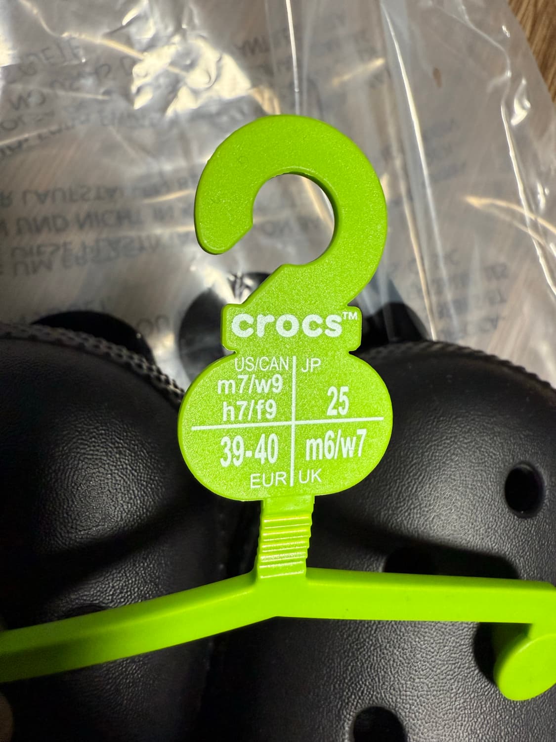 크록스 기모(털안감) 클래식 클로그 260 블랙 상품이미지3