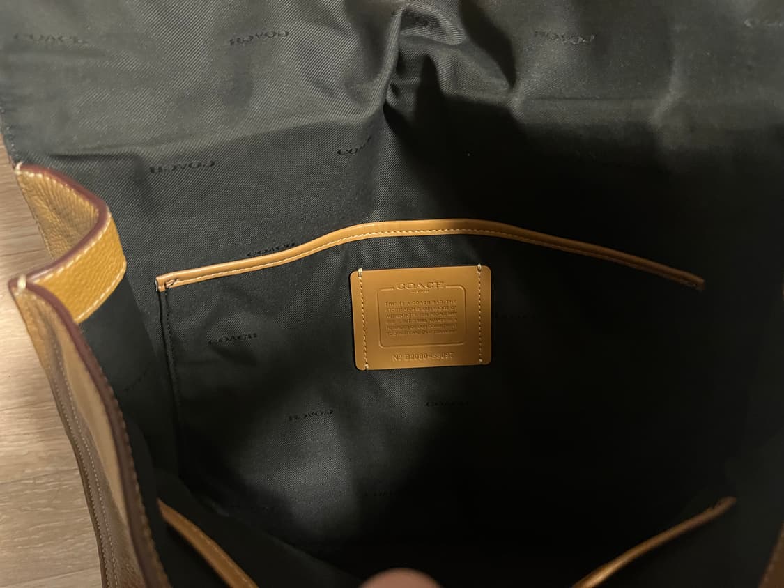 코치 가죽 토트백 브리프케이스 상품이미지4