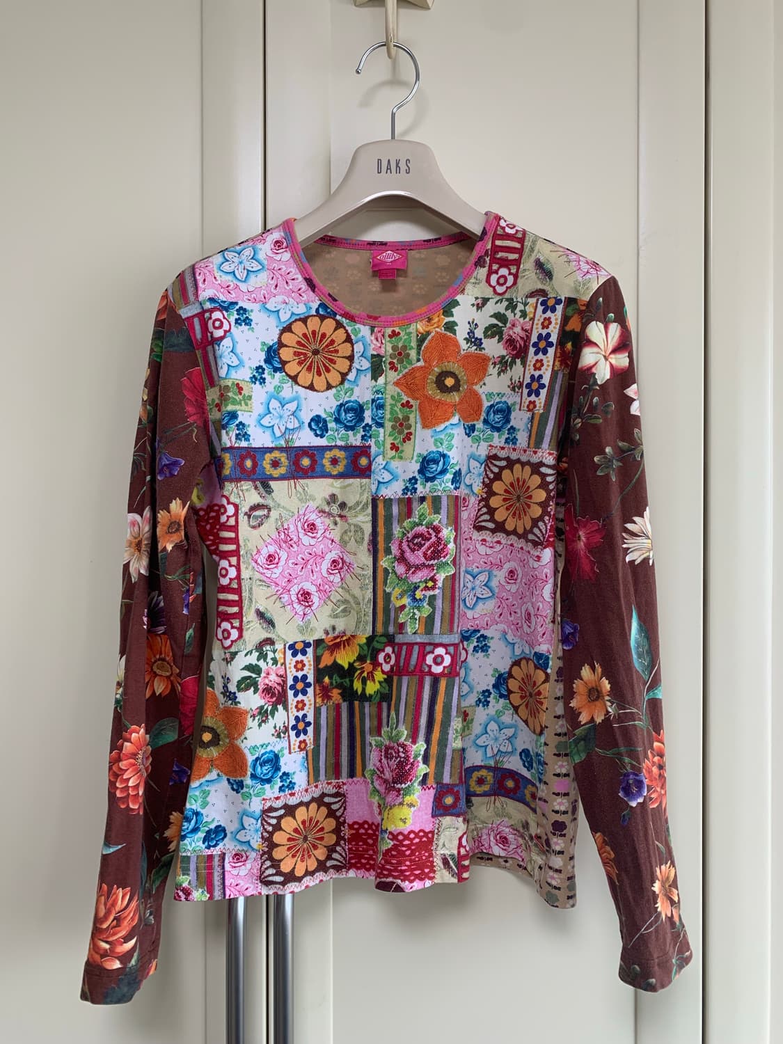 오일릴리 긴소매 티셔츠 상품이미지1