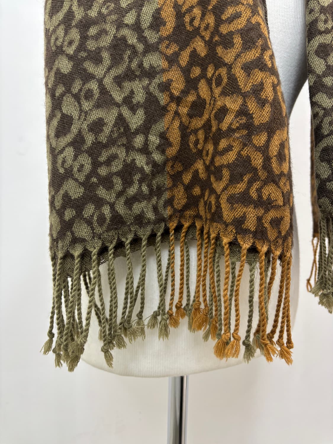브라운 카키 호피 레오파드 머플러 목도리 상품이미지4