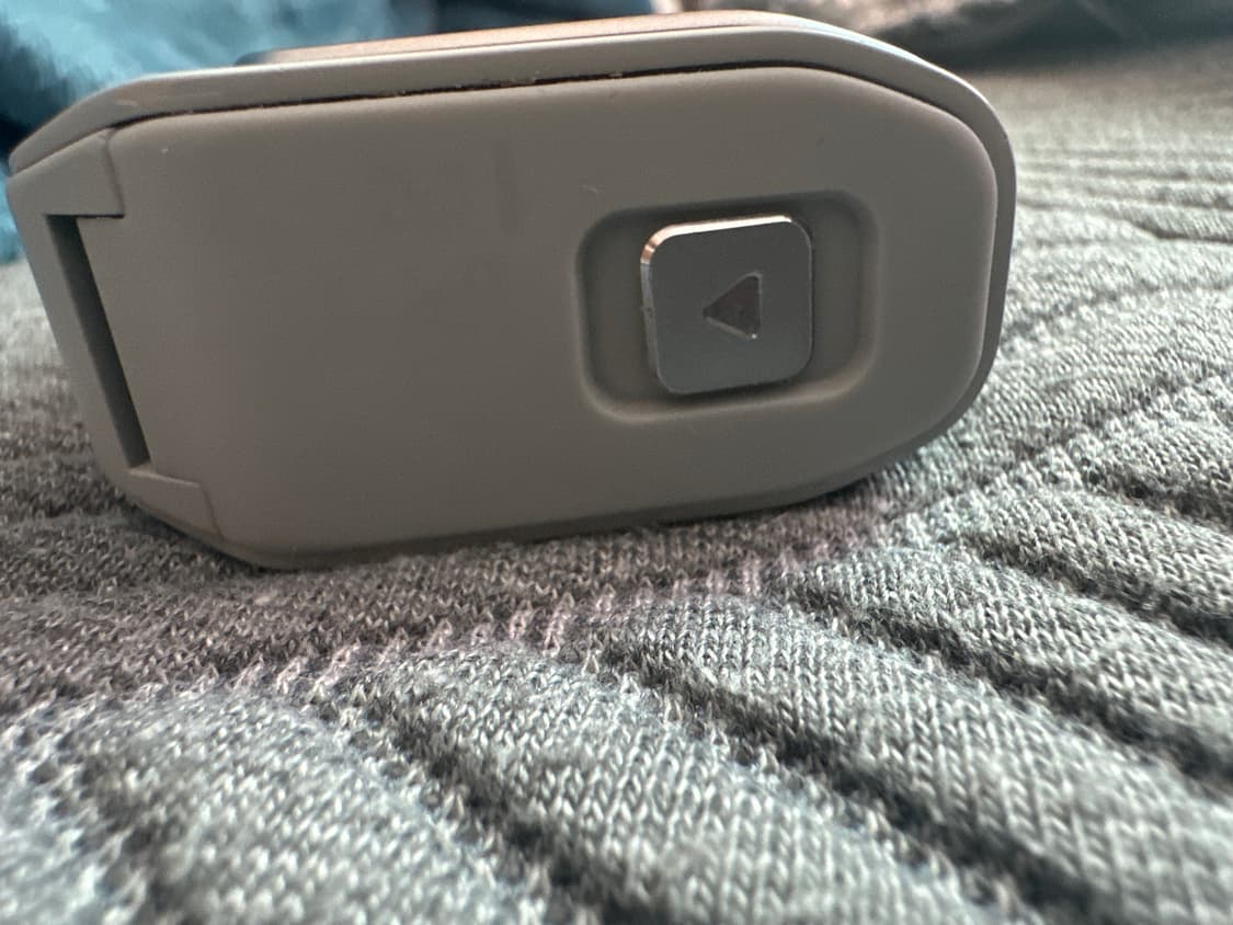 [긱베이프] 이지스 레전드3 풀킷 회색판매 합니다 상품이미지5