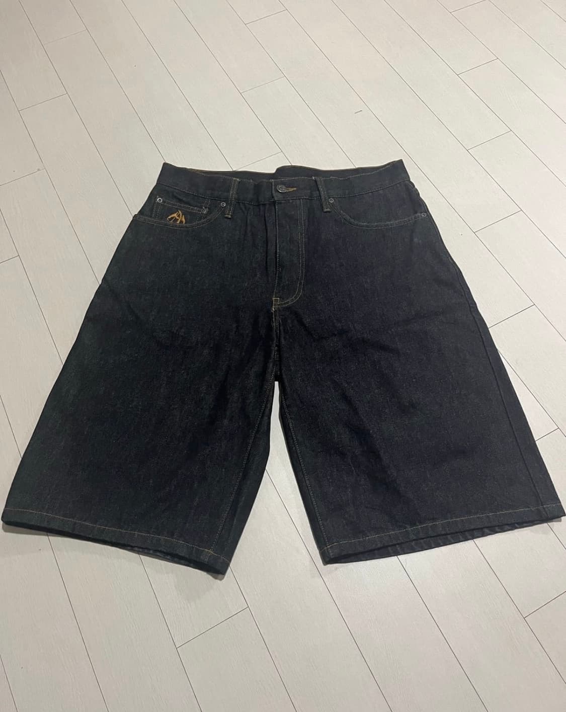 (예약중)Antimid 배기 버뮤다 데님 상품이미지2