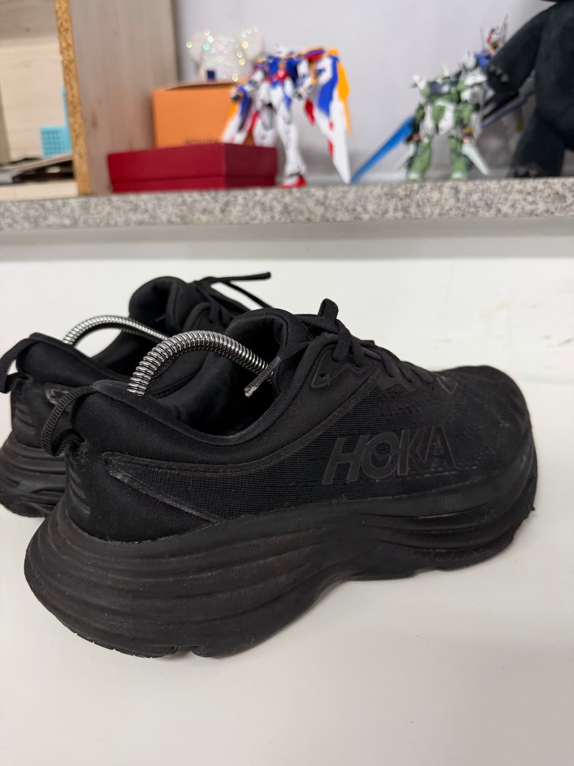 정품) 호카 본디8 와이드 운동화 265 상품이미지4