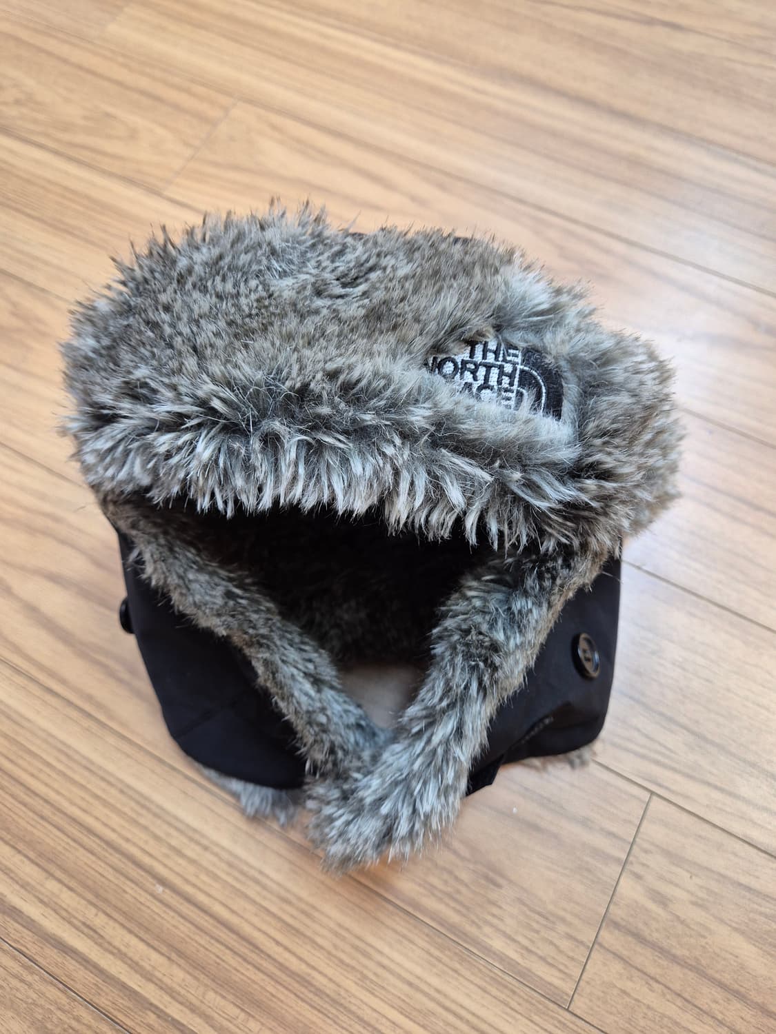 노스페이스 Summit Series 털모자입니다
- 사이즈는 M입니다
- 상품이미지7