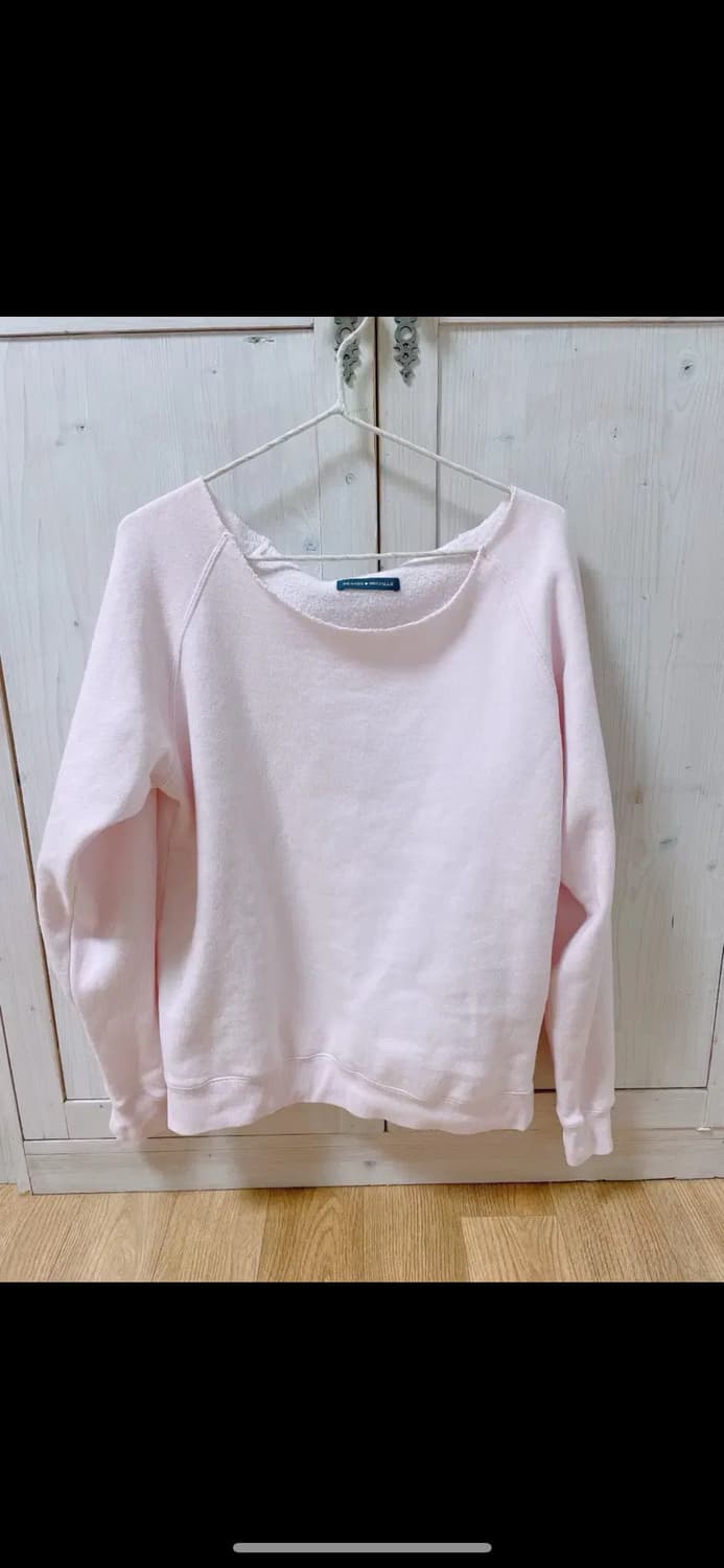 브랜디멜빌 핑크 오프숄더 스웻셔츠 맨투맨 긴팔 티셔츠 상품이미지1