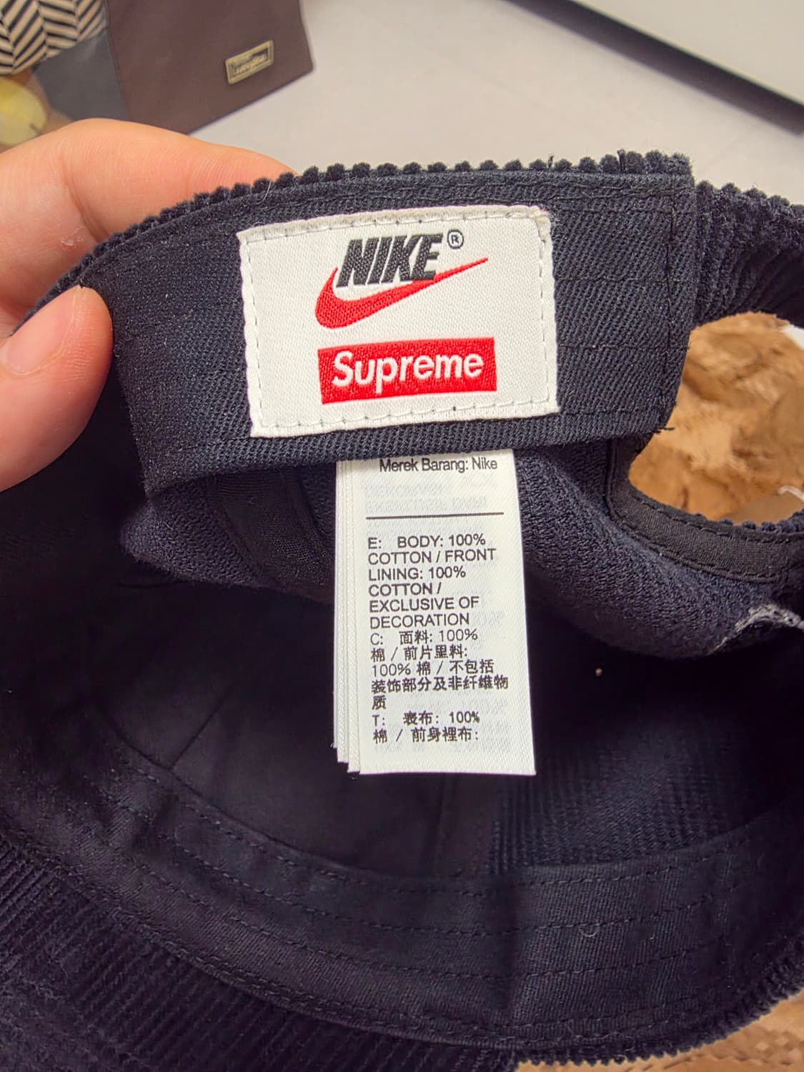 슈프림 x 나이키 아크 코듀로이 6-패널 캡 블랙 - 22SS 상품이미지6