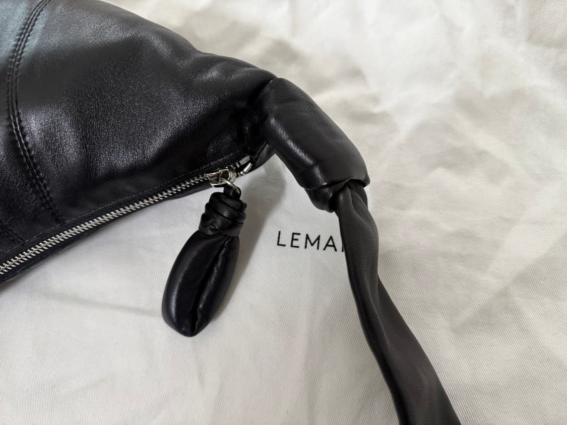 르메르 크루아상백 스몰 양가죽 검정  상품이미지5