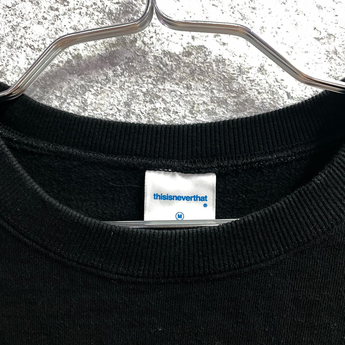 디스이즈네버댓 빅로고 블랙 맨투맨 B3204 상품이미지3