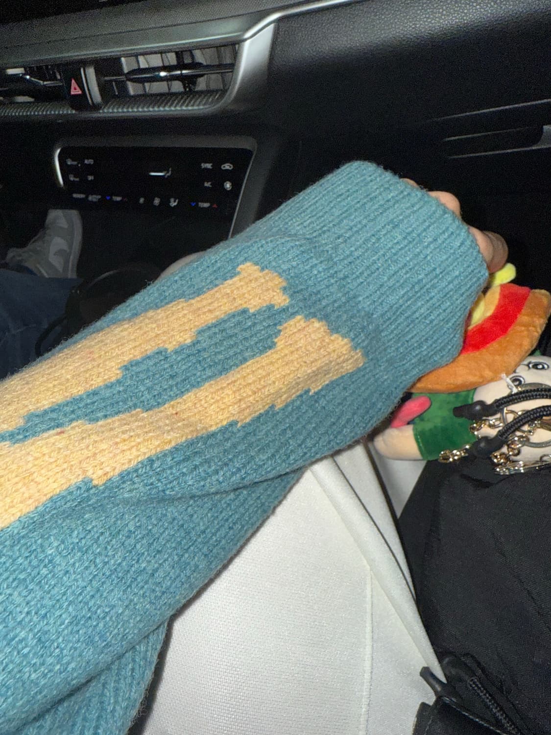 캐피탈 본 후드 스웨터 색소폰 상품이미지2