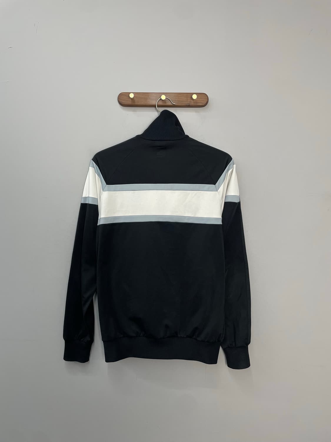 아디다스 뉴캐슬 트랙탑 져지 H1932 상품이미지4