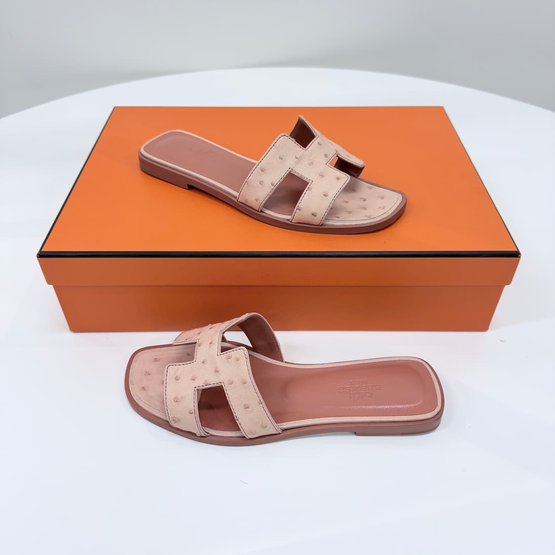 [S급/220] 에르메스 오란 오스트리치 여성 샌들 슬리퍼 로즈핑크 상품이미지2