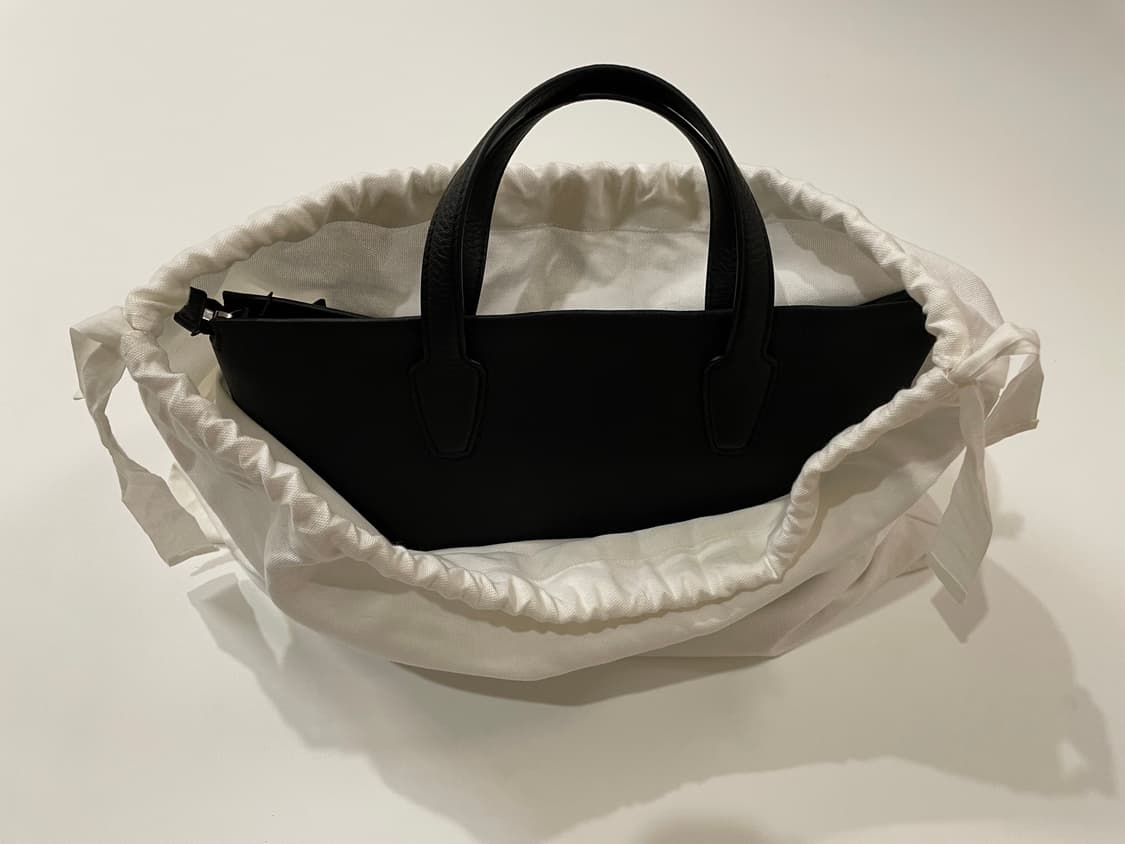 더로우 마르셀백 블랙 새상품 판매 상품이미지6