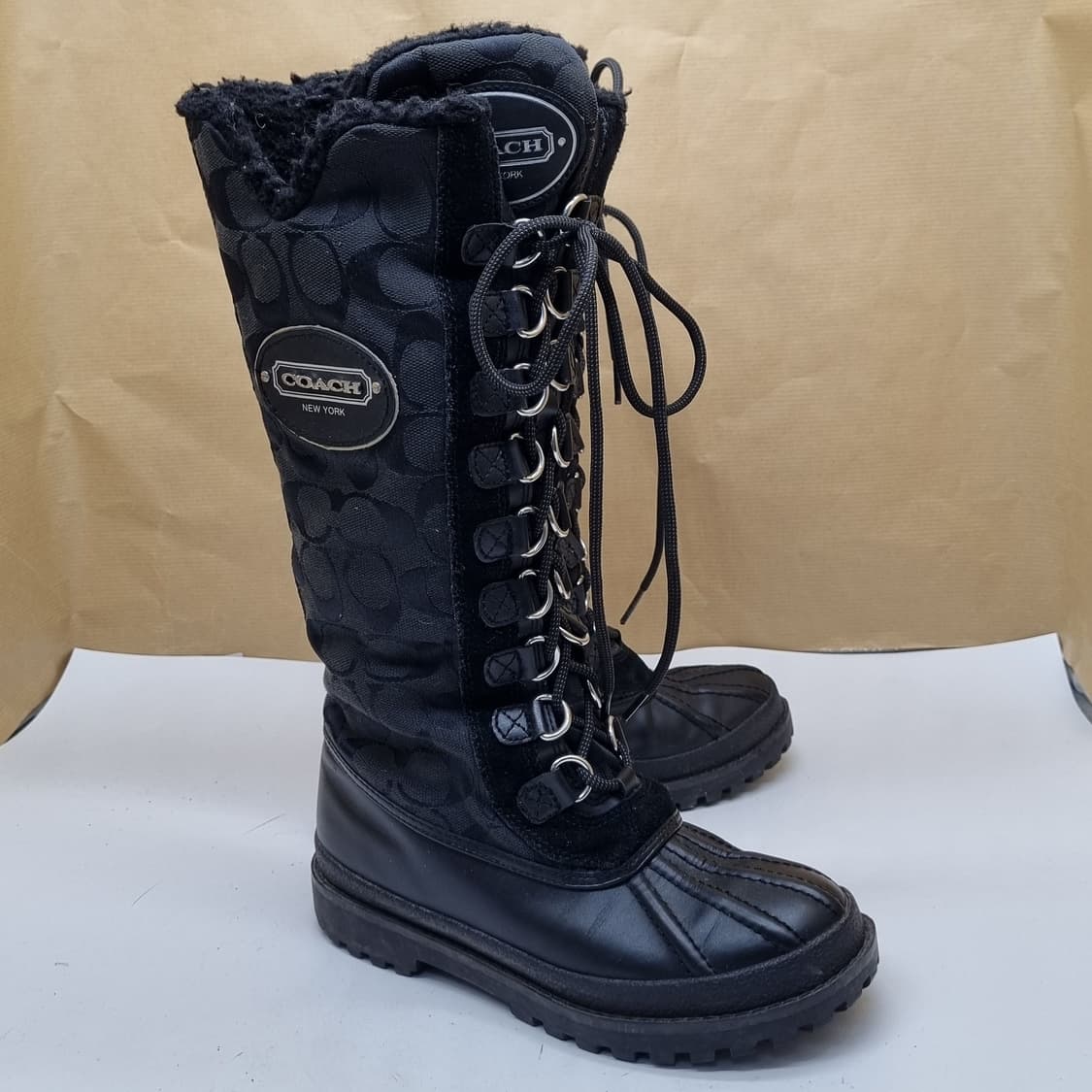 코치 레이스업 여성털부츠225. 상품이미지1