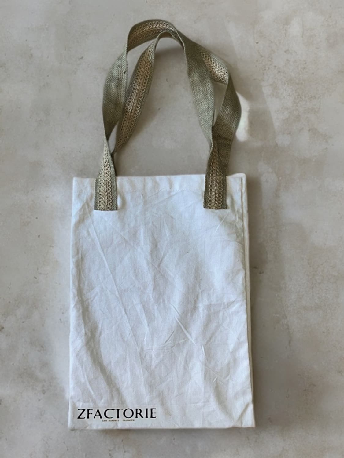 Zam Barrett Tote Bag White 상품이미지1