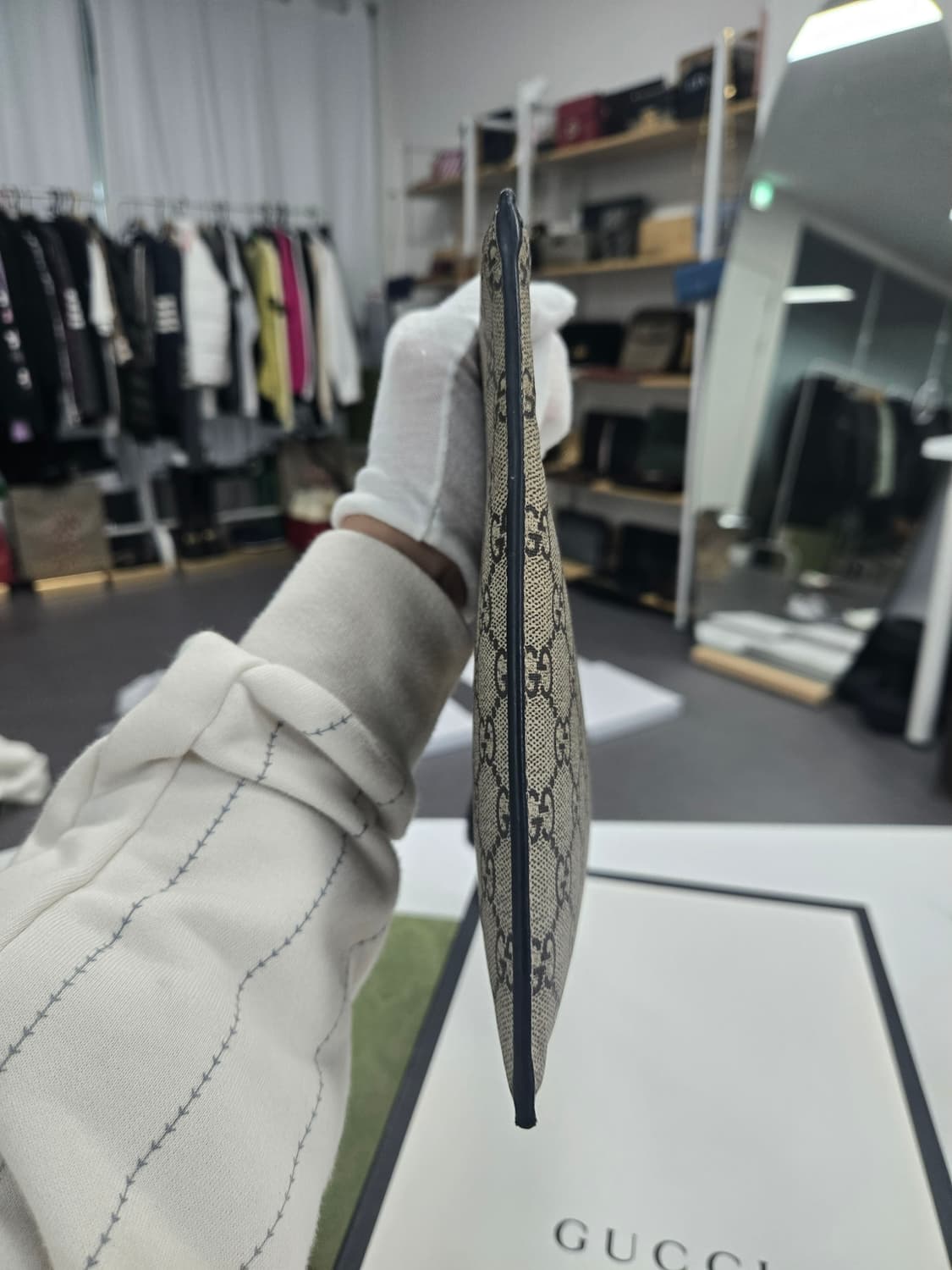 [50%세일] 구찌 꿀벌 클러치백 상품이미지4