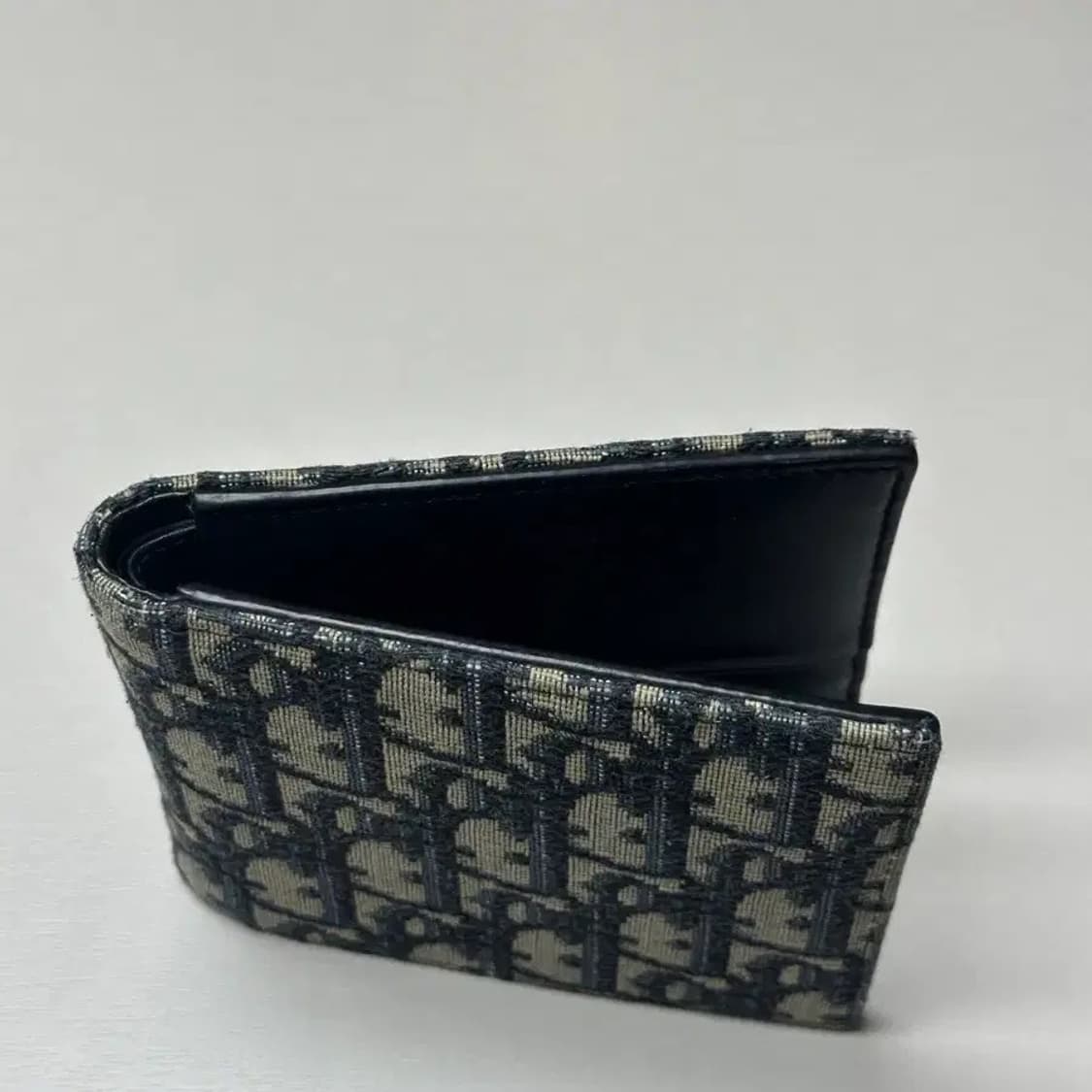 디올 오블리크 반지갑 새상품급 상품이미지4