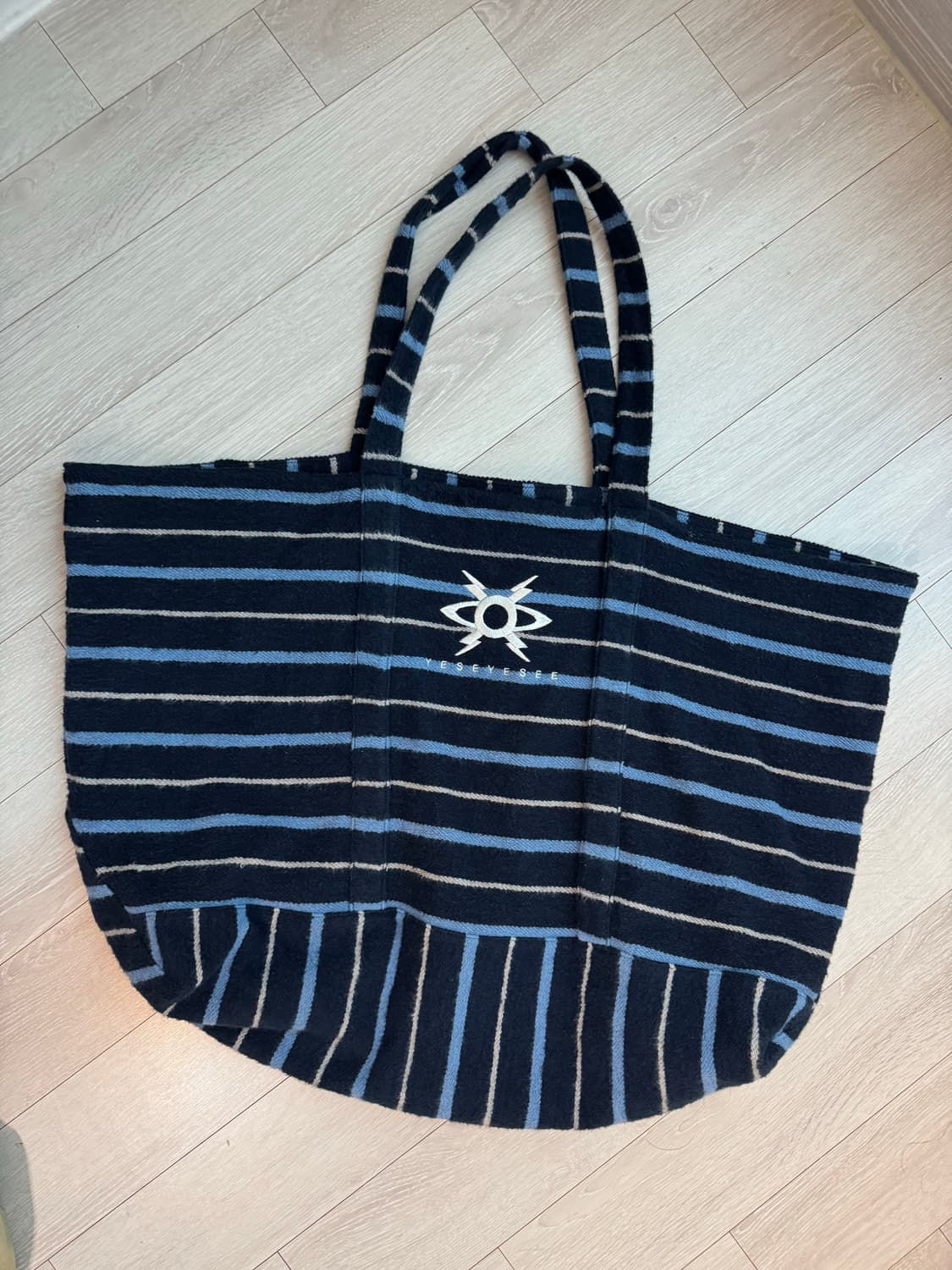 예스아이씨 토트백 Y.E.S Stripe Tote Bag Navy 상품이미지2