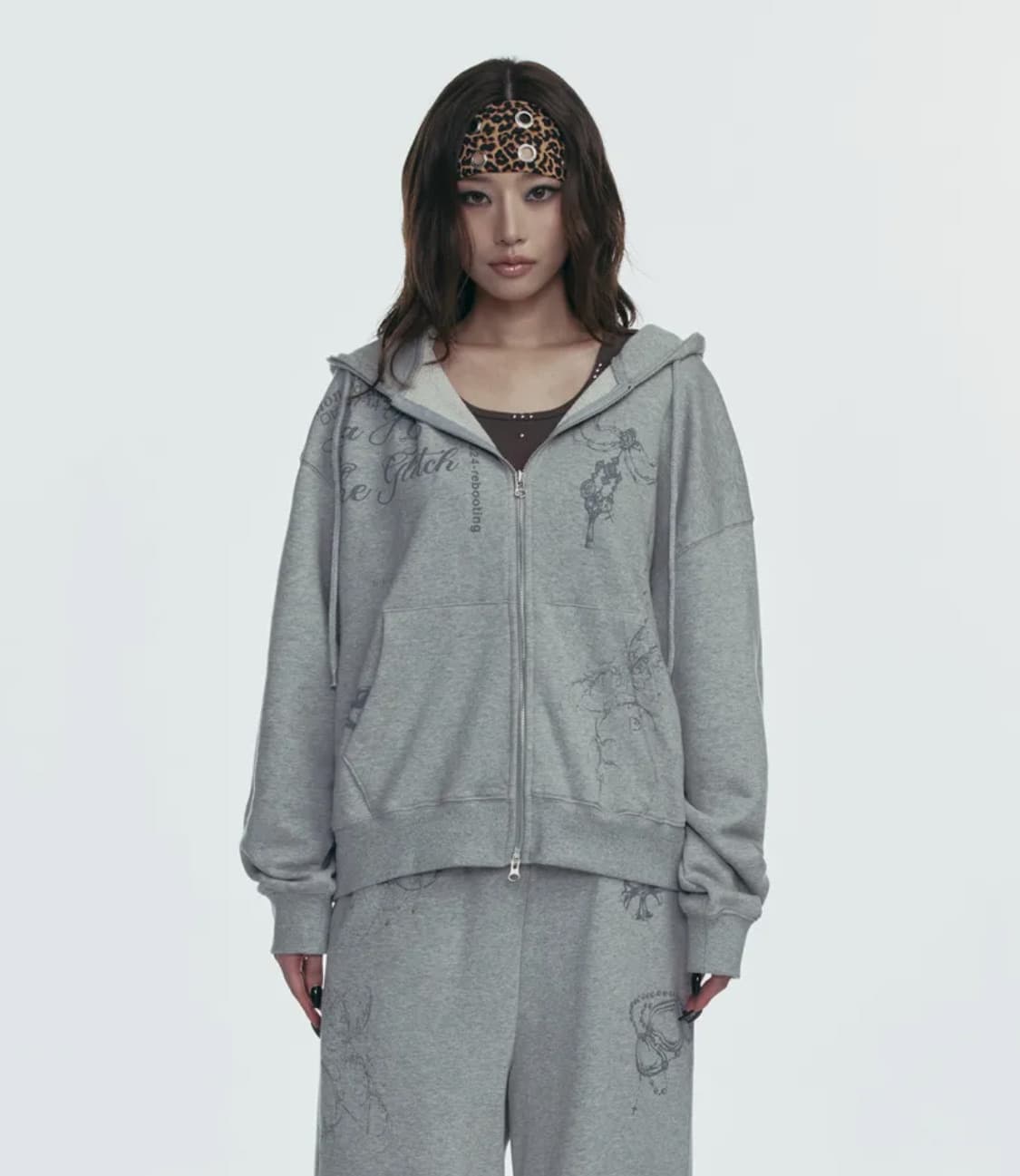 TATTOOED GRAPHIC HOOD ZIP-UP_GREY 상품이미지1