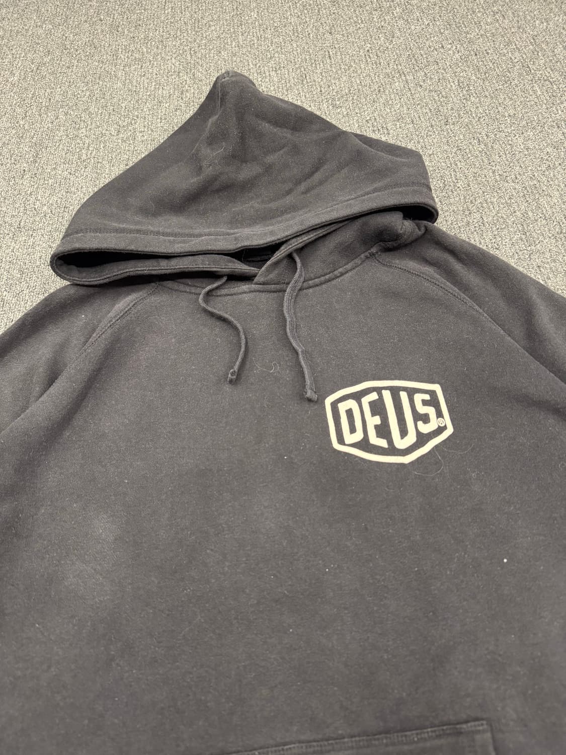 LL)데우스 빈티지 로고 프린팅 베니스 후드티 상품이미지2