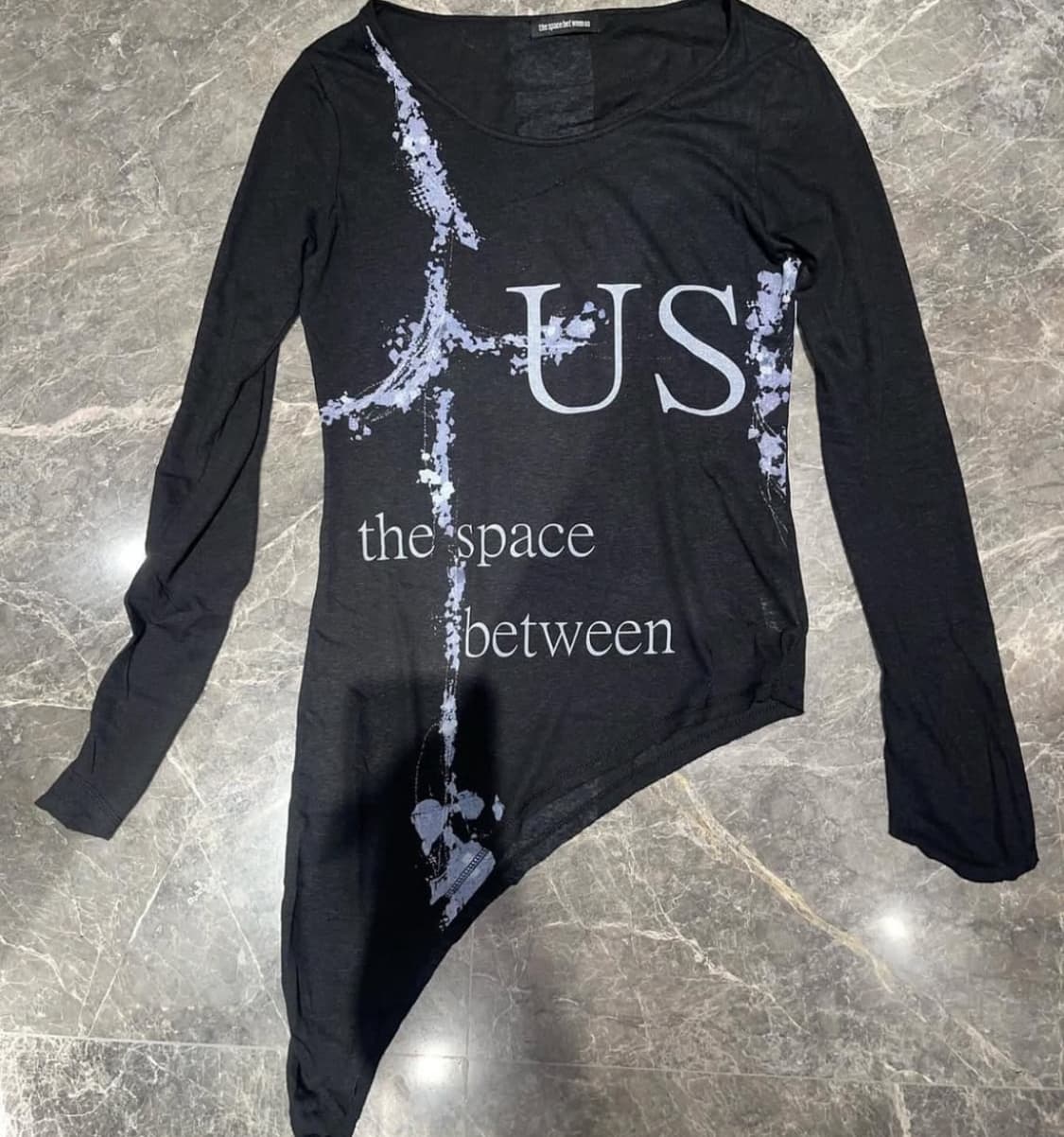 The space between us 상품이미지2