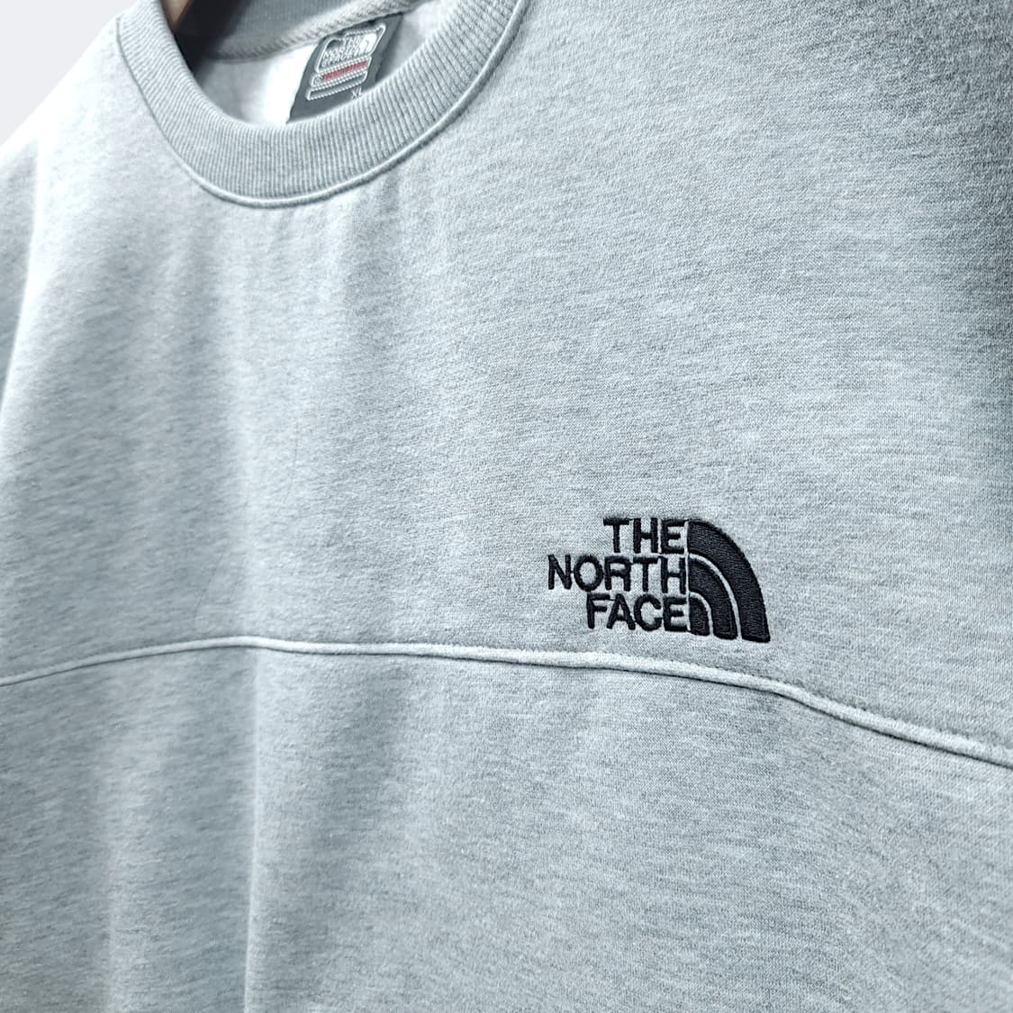 [XL] 노스페이스 그레이 기모 맨투맨 상품이미지5