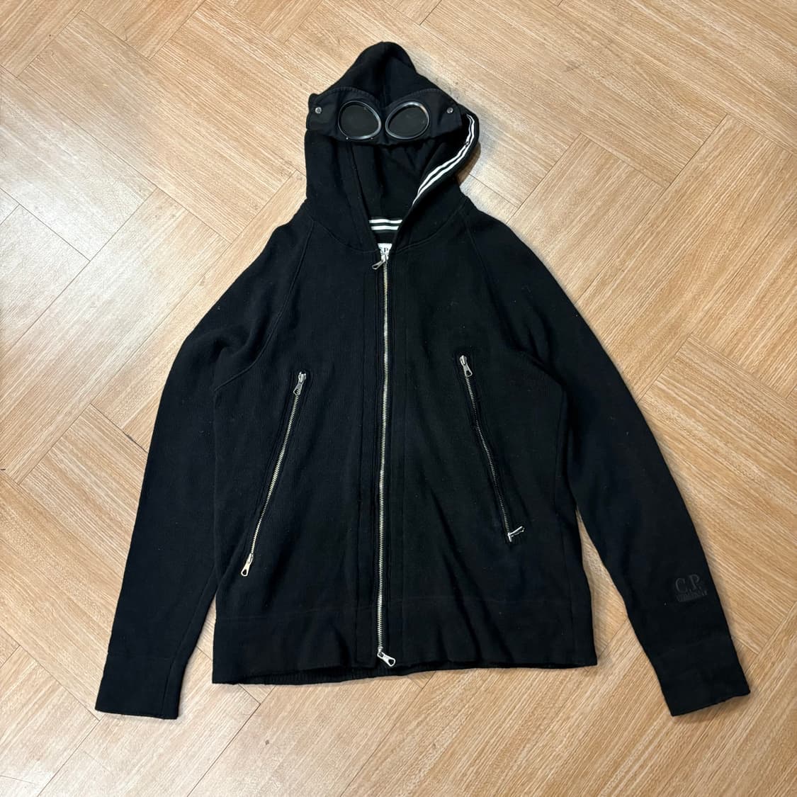 씨피컴퍼니 블랙 니트 고글 3 투웨이 지퍼 후디 자켓 상품이미지1