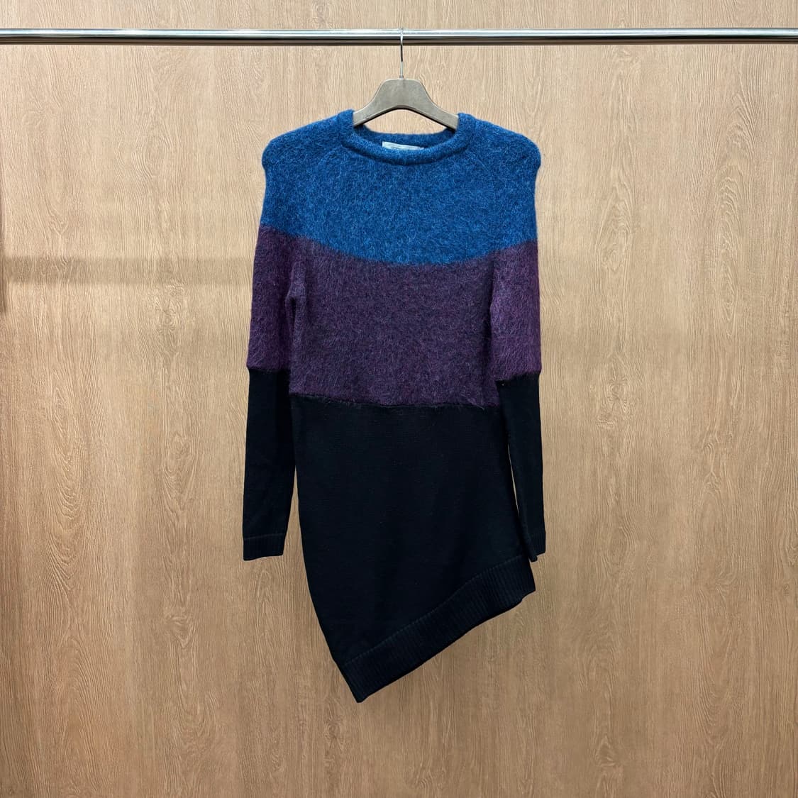 막스마라 스포트막스 롱 니트 원피스 밑단 언밸런스 디테일 블루 퍼플 블랙 상품이미지2