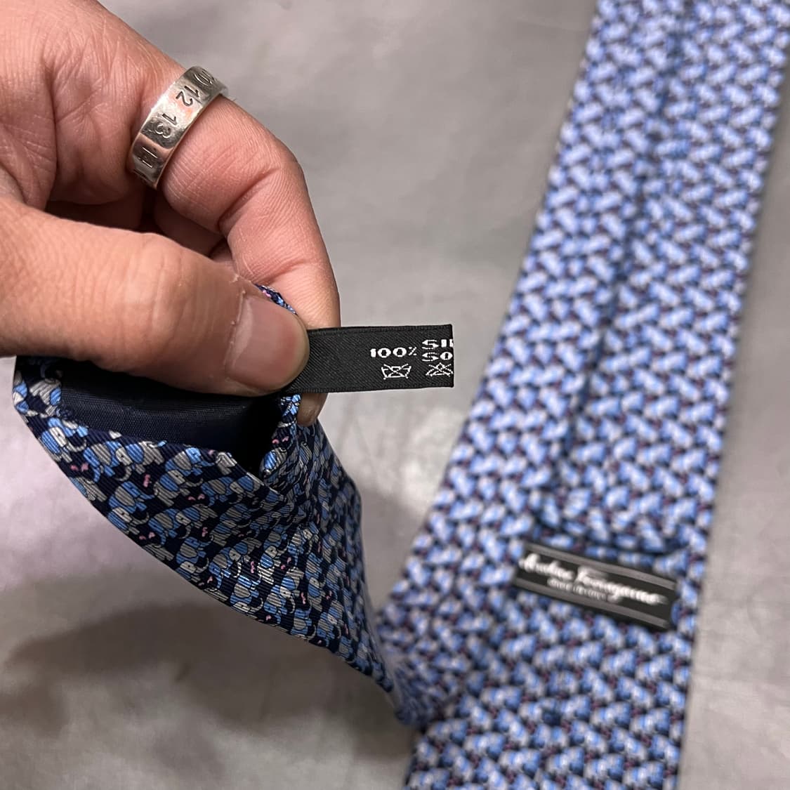  살바토레 페레가모 애니멀 패턴 실크 넥타이 y15099 상품이미지4