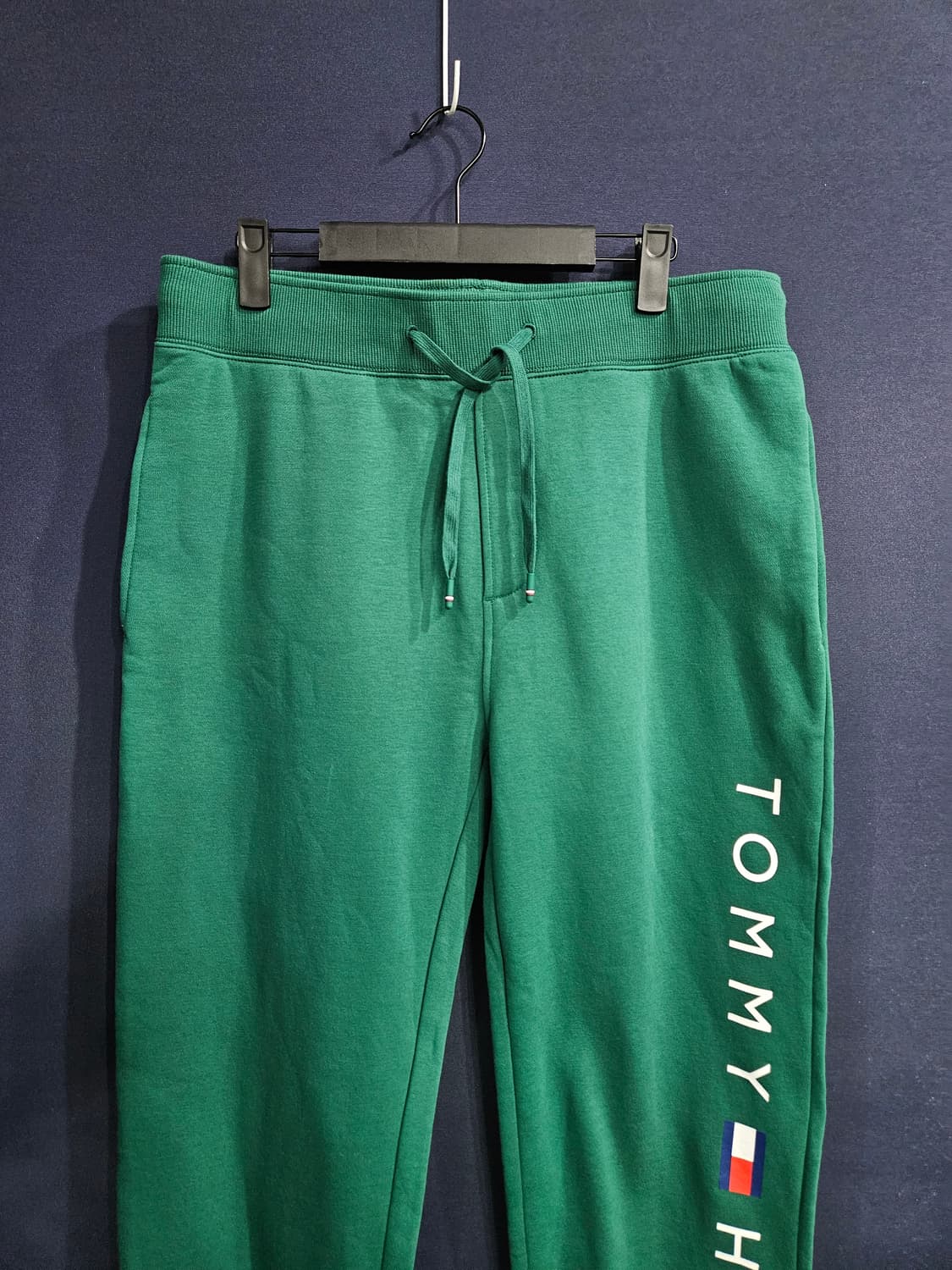 타미힐피커 그린컬러 남성 허리 32~34 기모 조거팬츠  상품이미지7